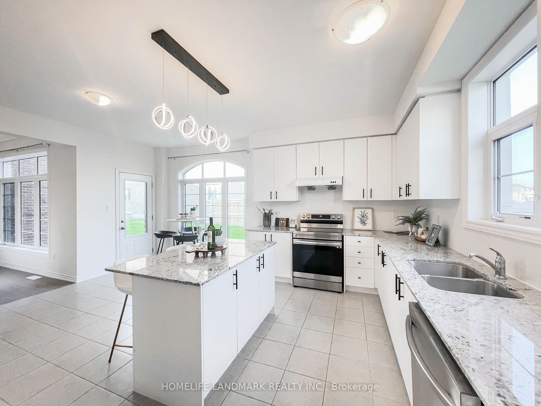 1 Cranley Rd Property Photo 2