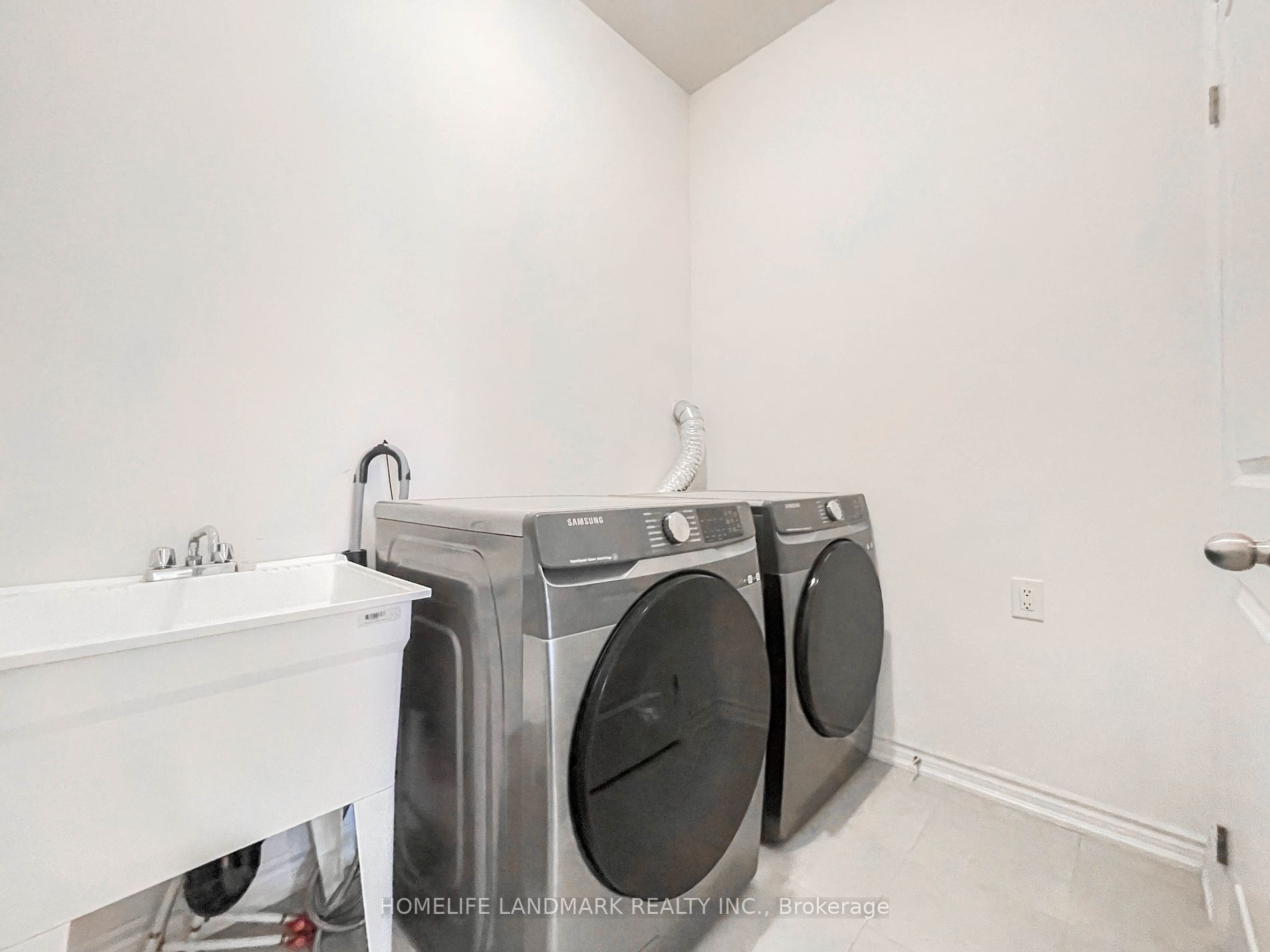 1 Cranley Rd Property Photo 25