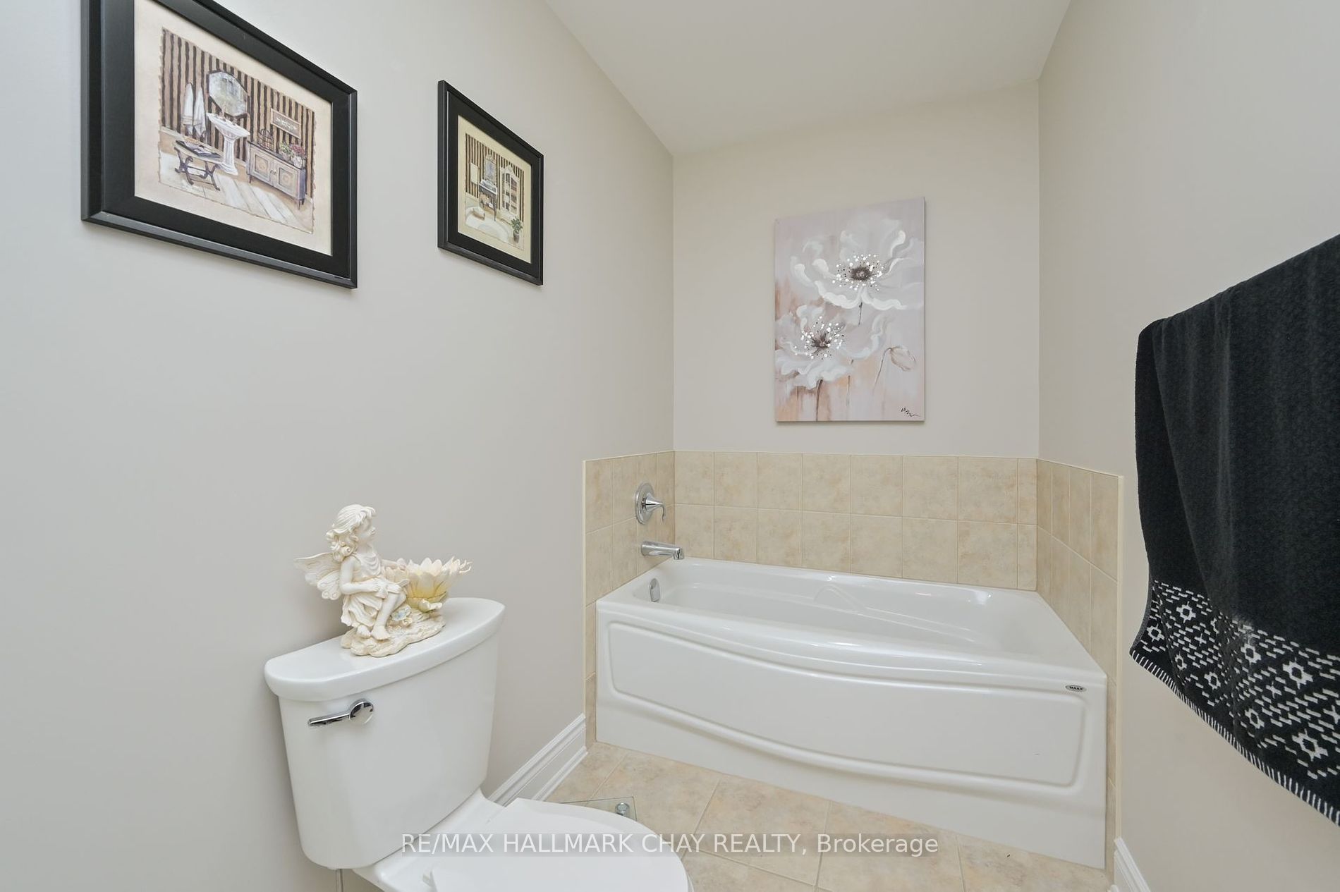 21 Upper Highland 19 Property Photo 9