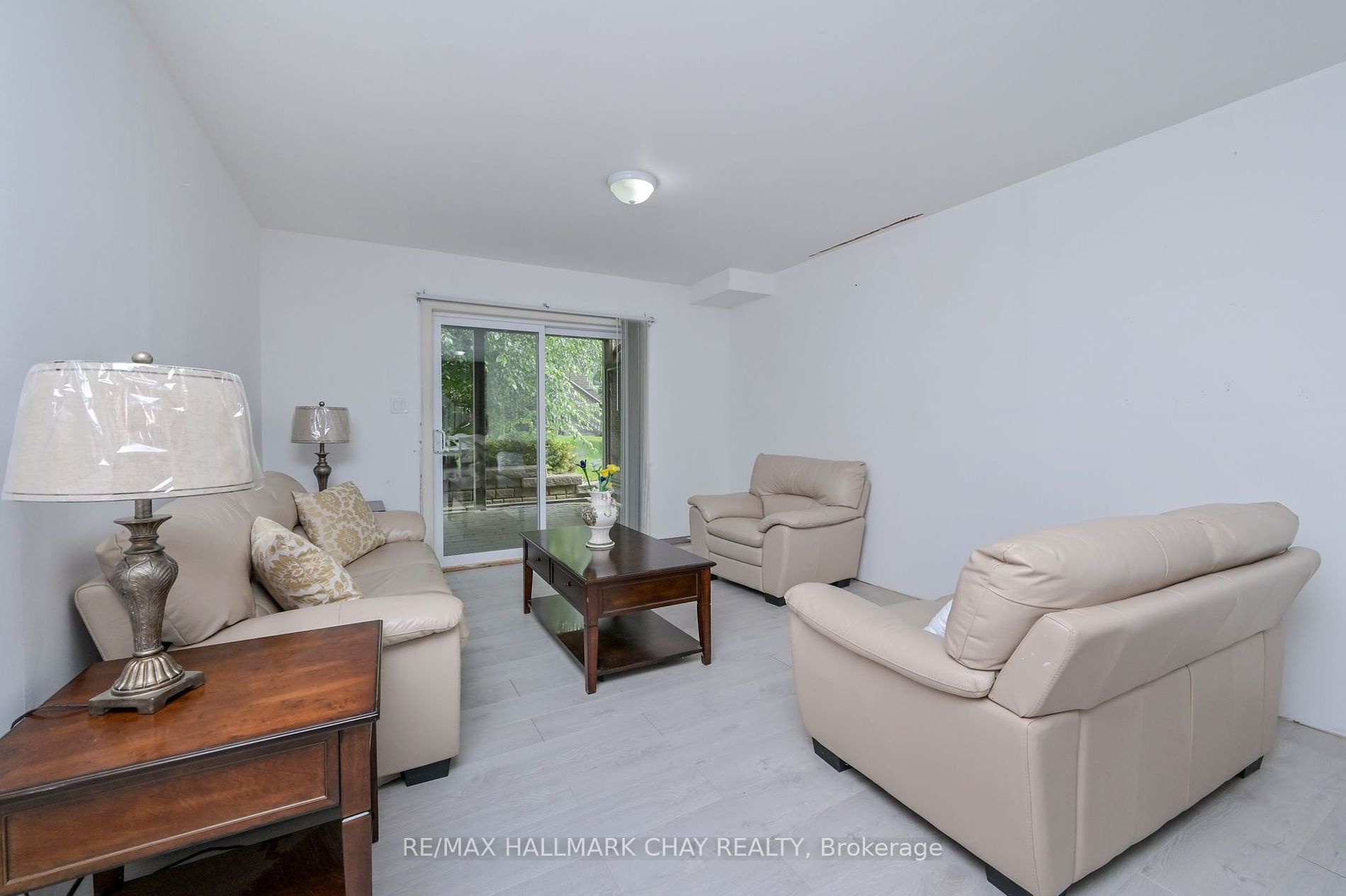 21 Upper Highland 19 Property Photo 15