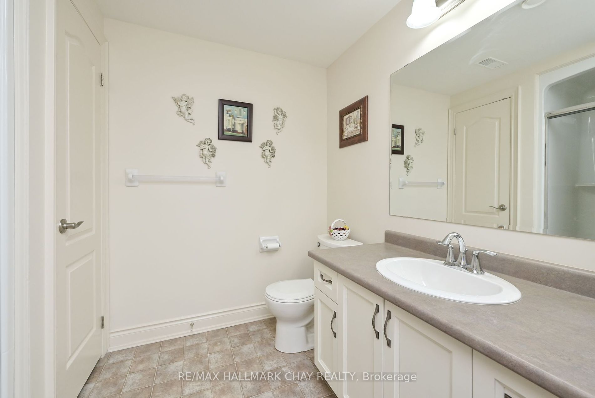 21 Upper Highland 19 Property Photo 17
