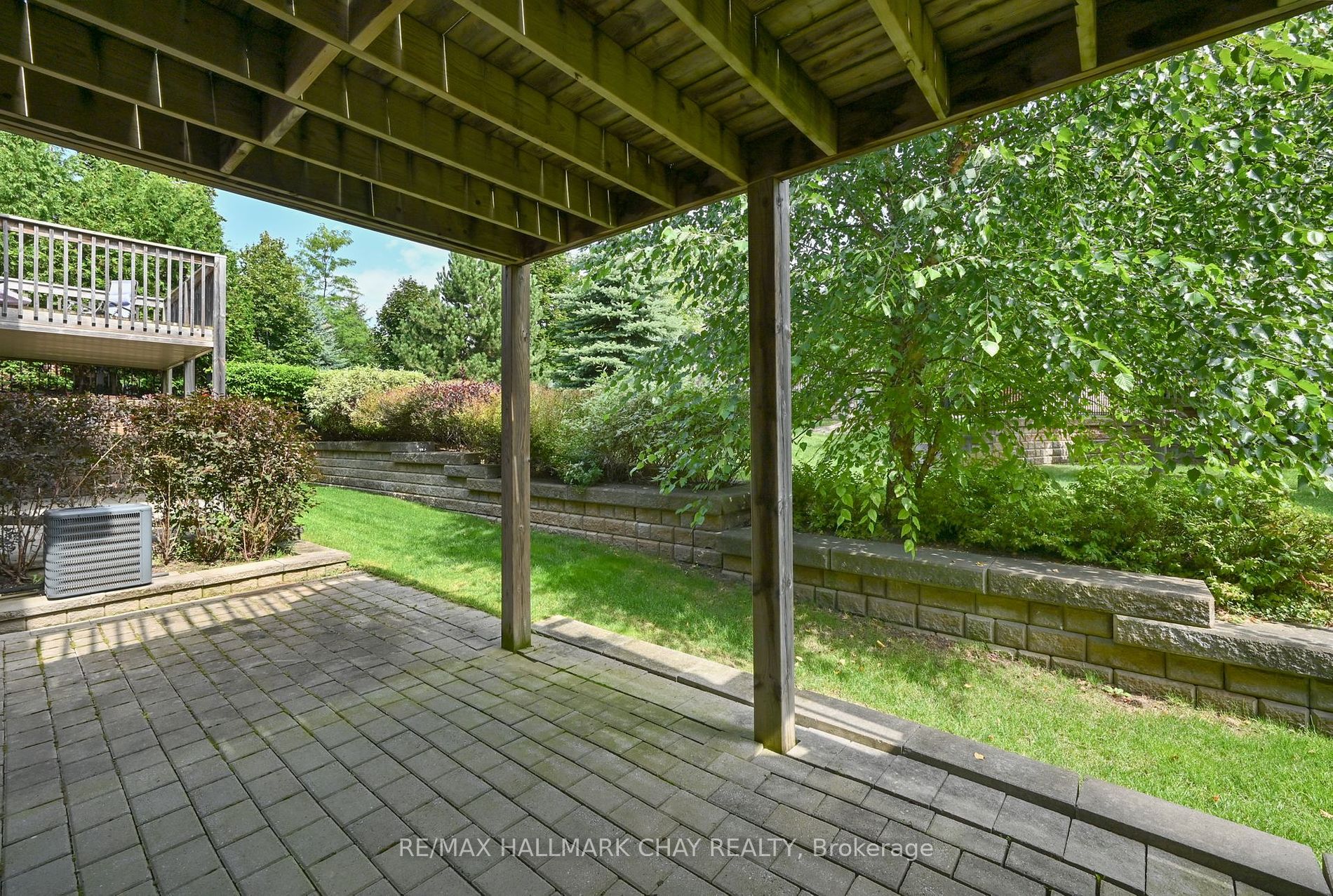 21 Upper Highland 19 Property Photo 20