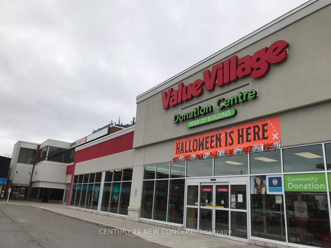 10620 Yonge Street Property Photo