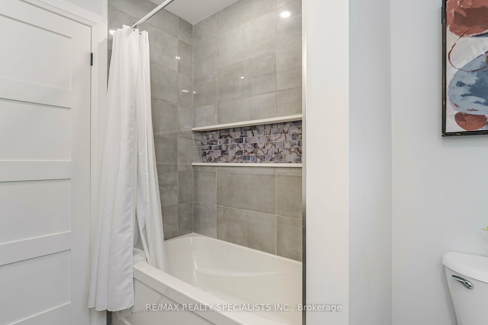 111 Forest Dr Property Photo 20