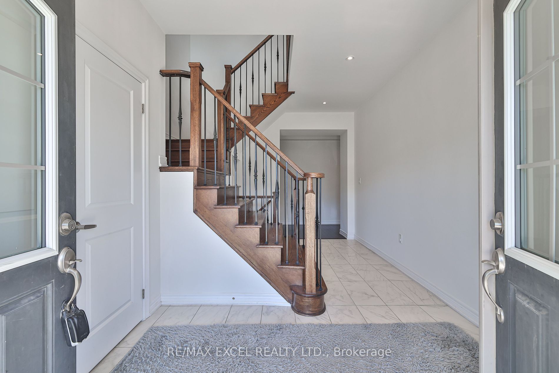 463 Mactier Dr Property Photo 34