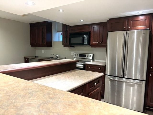 640 Vaughan Mills Rd Property Photo 17