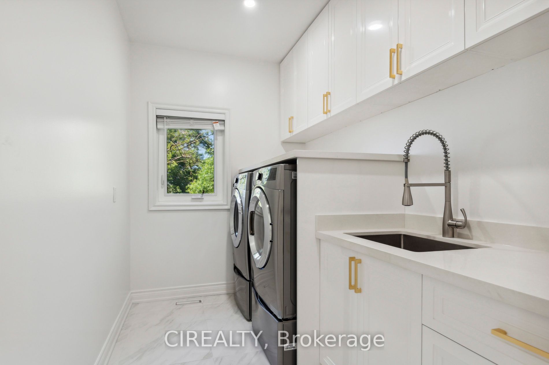 11 Mulberry Mews Property Photo 7