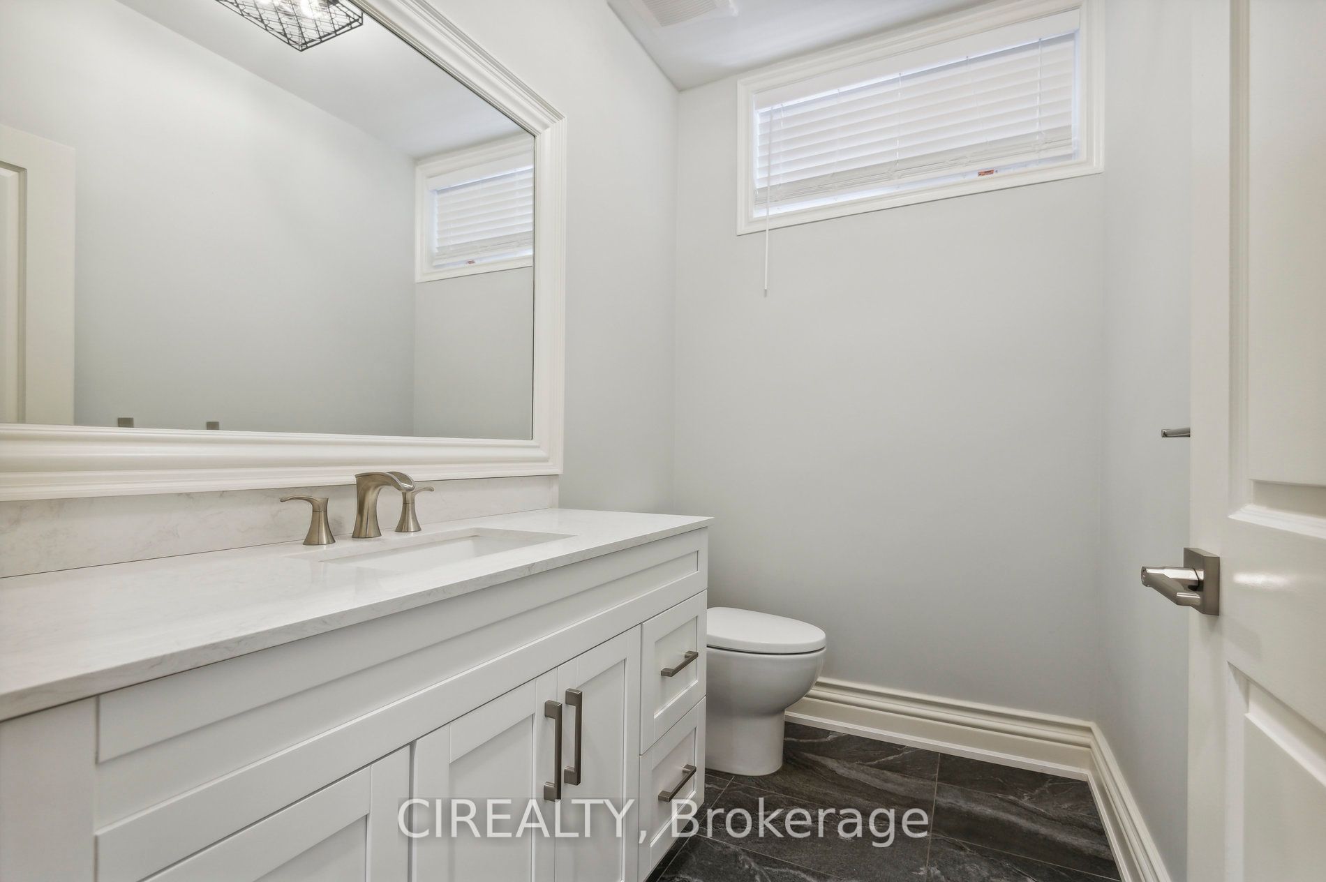 11 Mulberry Mews Property Photo 27