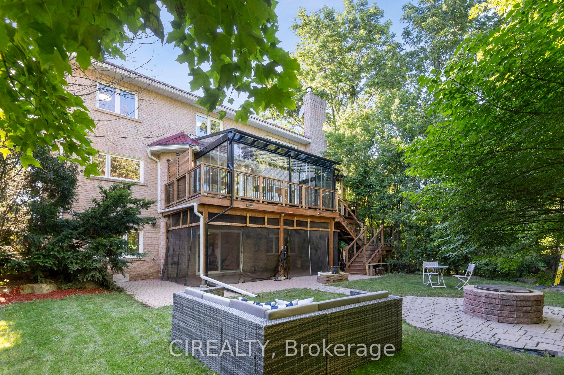 11 Mulberry Mews Property Photo 30