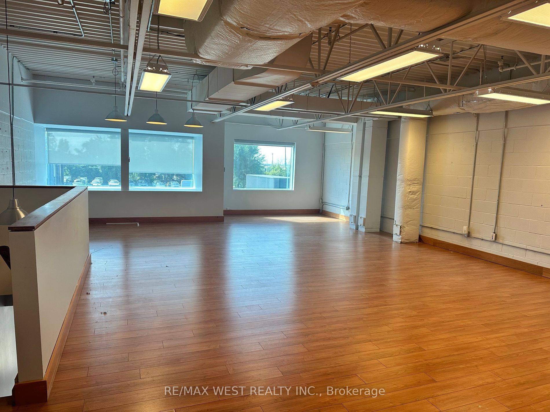 8888 Keele St Property Photo 1