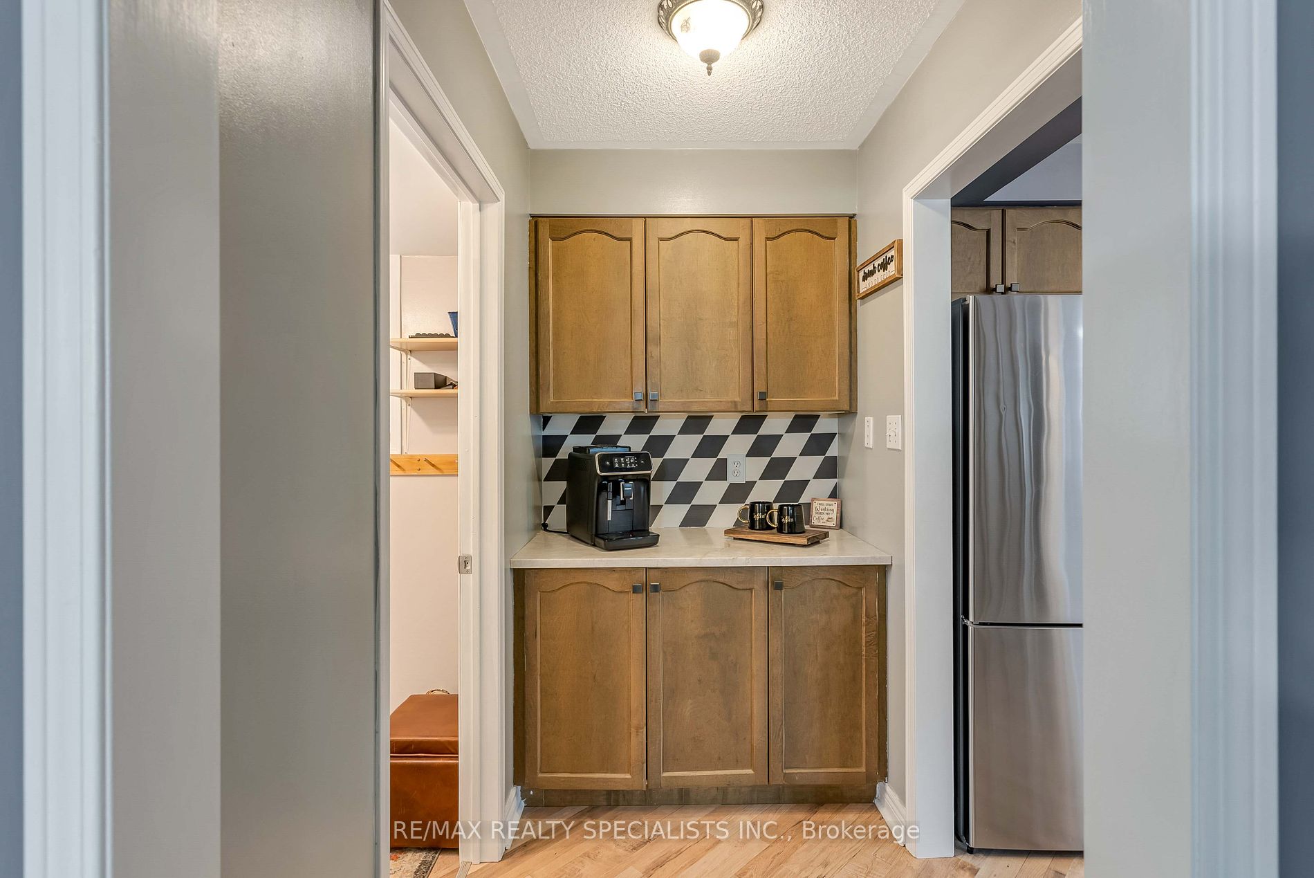 146 8th Ave Property Photo 37