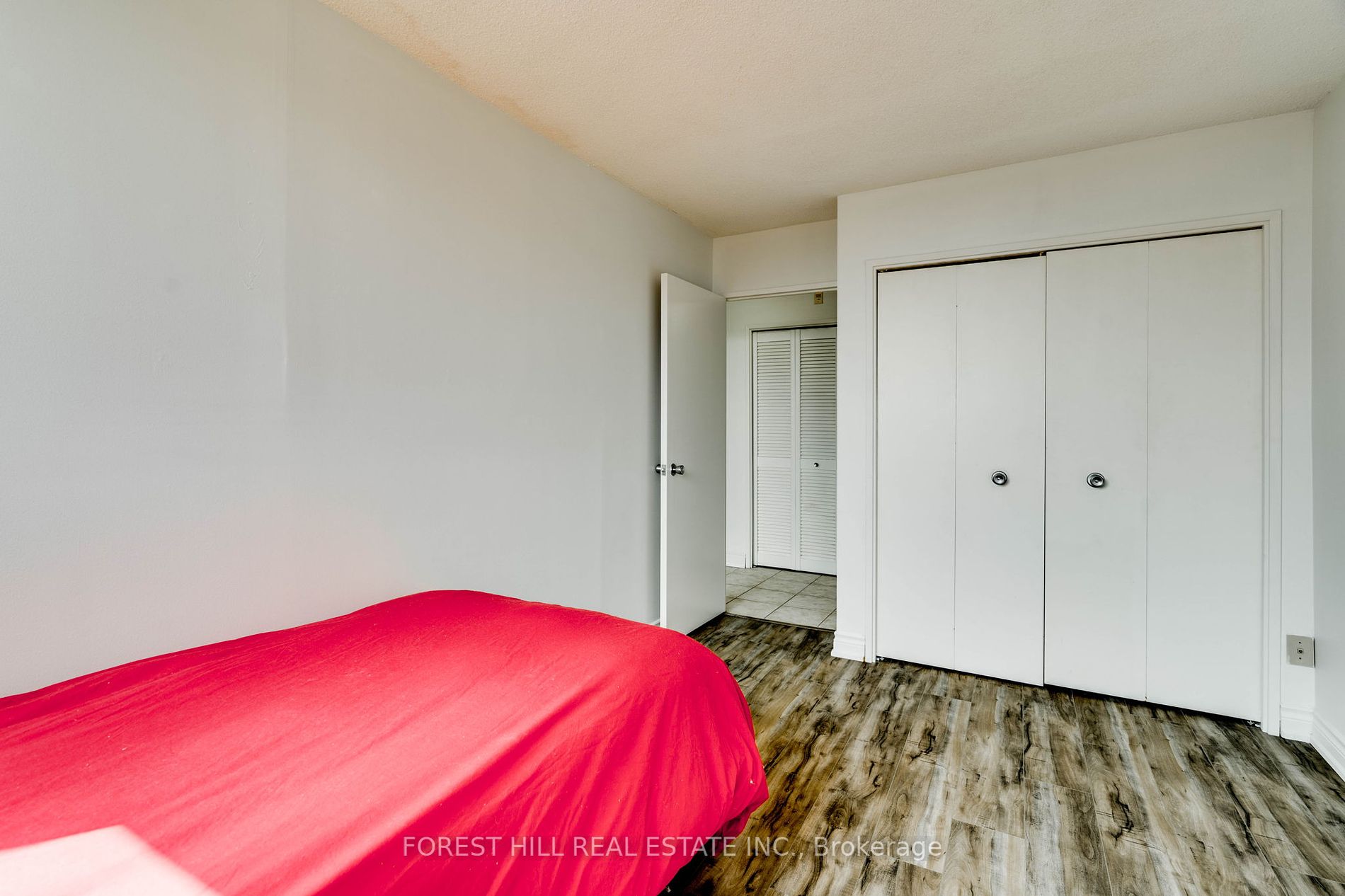 40 Baif Blvd 3 Property Photo 13