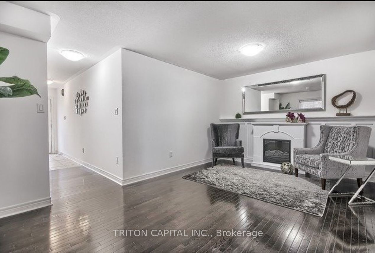 38 Four Seasons Cres Property Photo 15