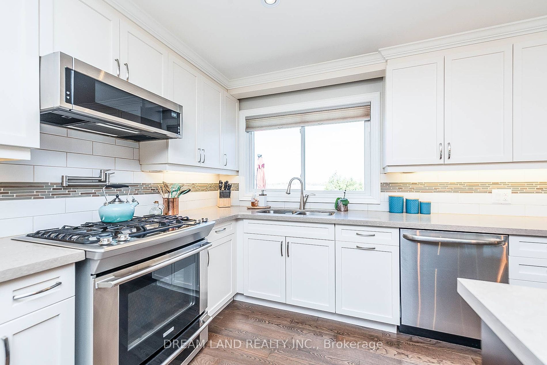 269 Nelson Cres Property Photo 8