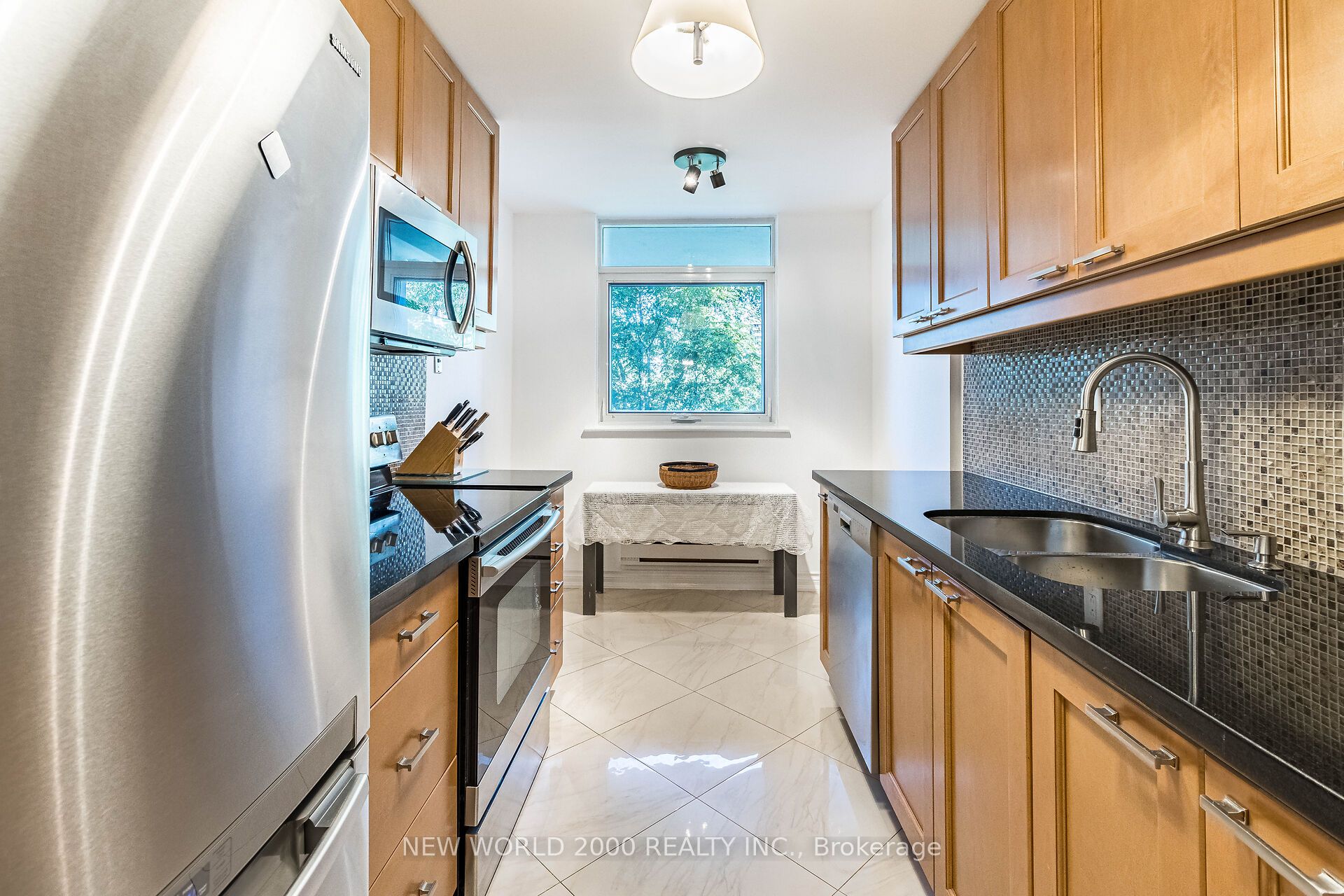 #410 - 7811 Yonge Street Property Photo 16