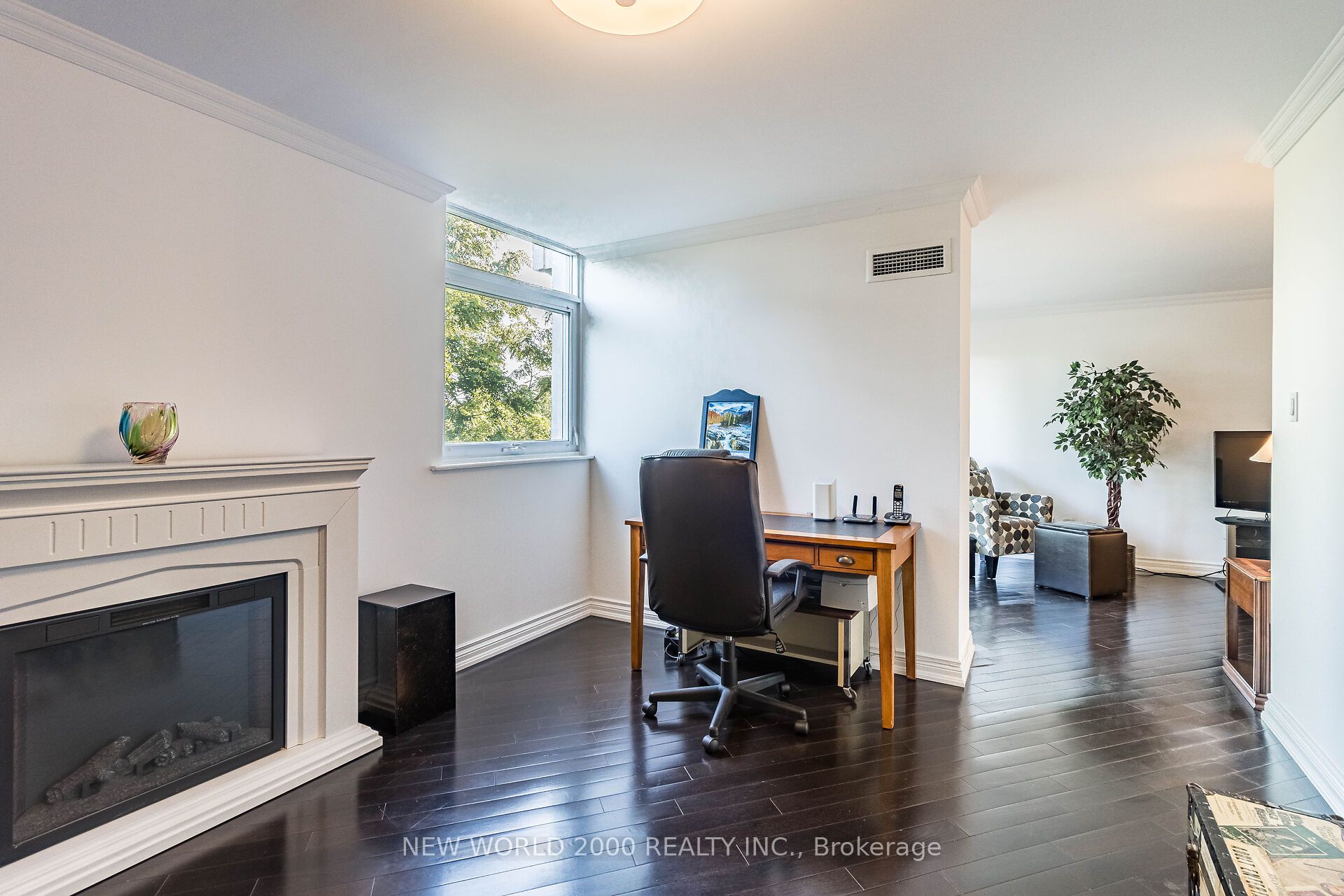 #410 - 7811 Yonge Street Property Photo 21