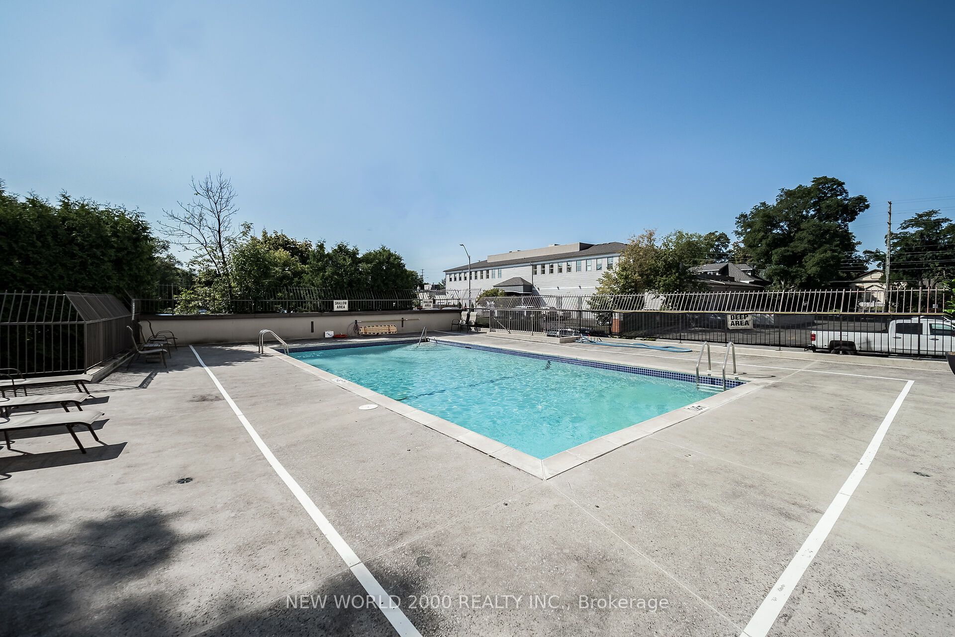 #410 - 7811 Yonge Street Property Photo 36
