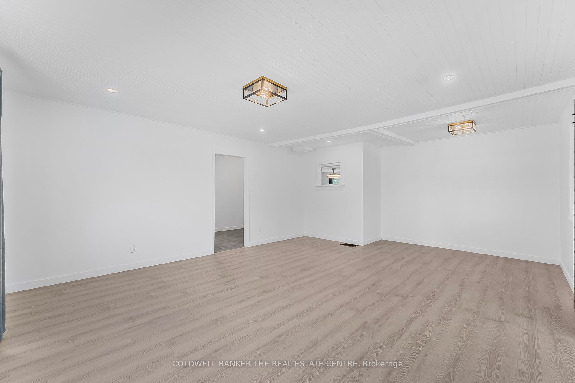 5 Windsor Dr Property Photo 5