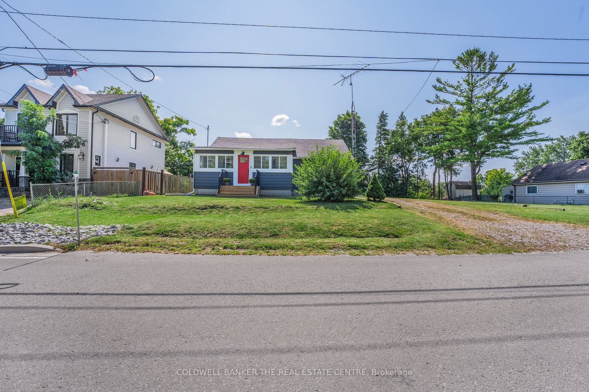 5 Windsor Dr Property Photo 12