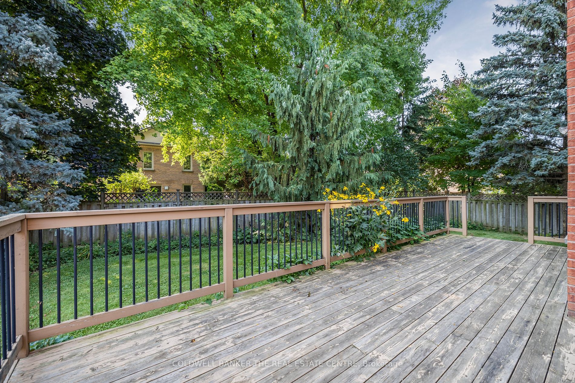 76 White Lodge Cres Property Photo 21