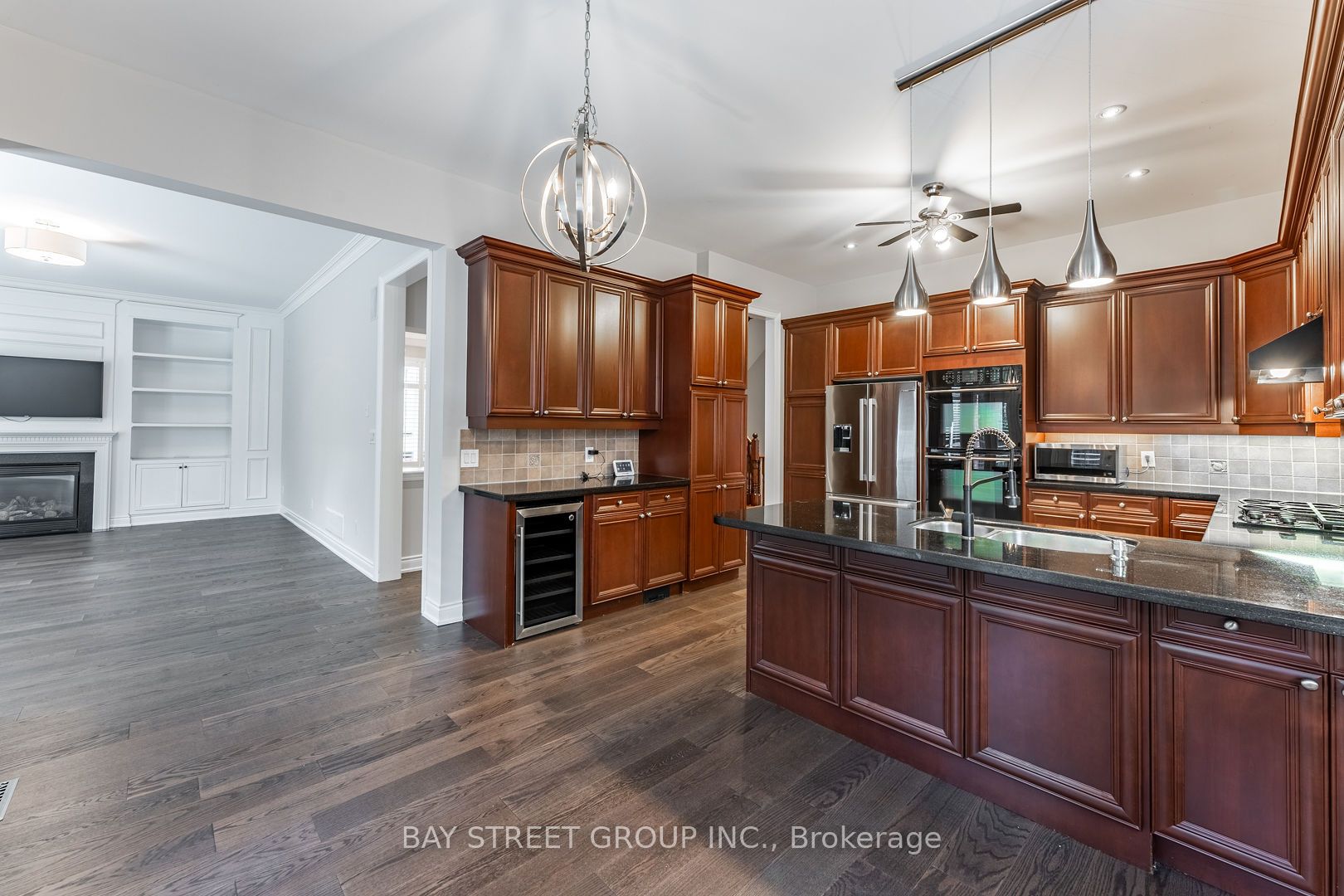 24 Sachet Dr Property Photo 3