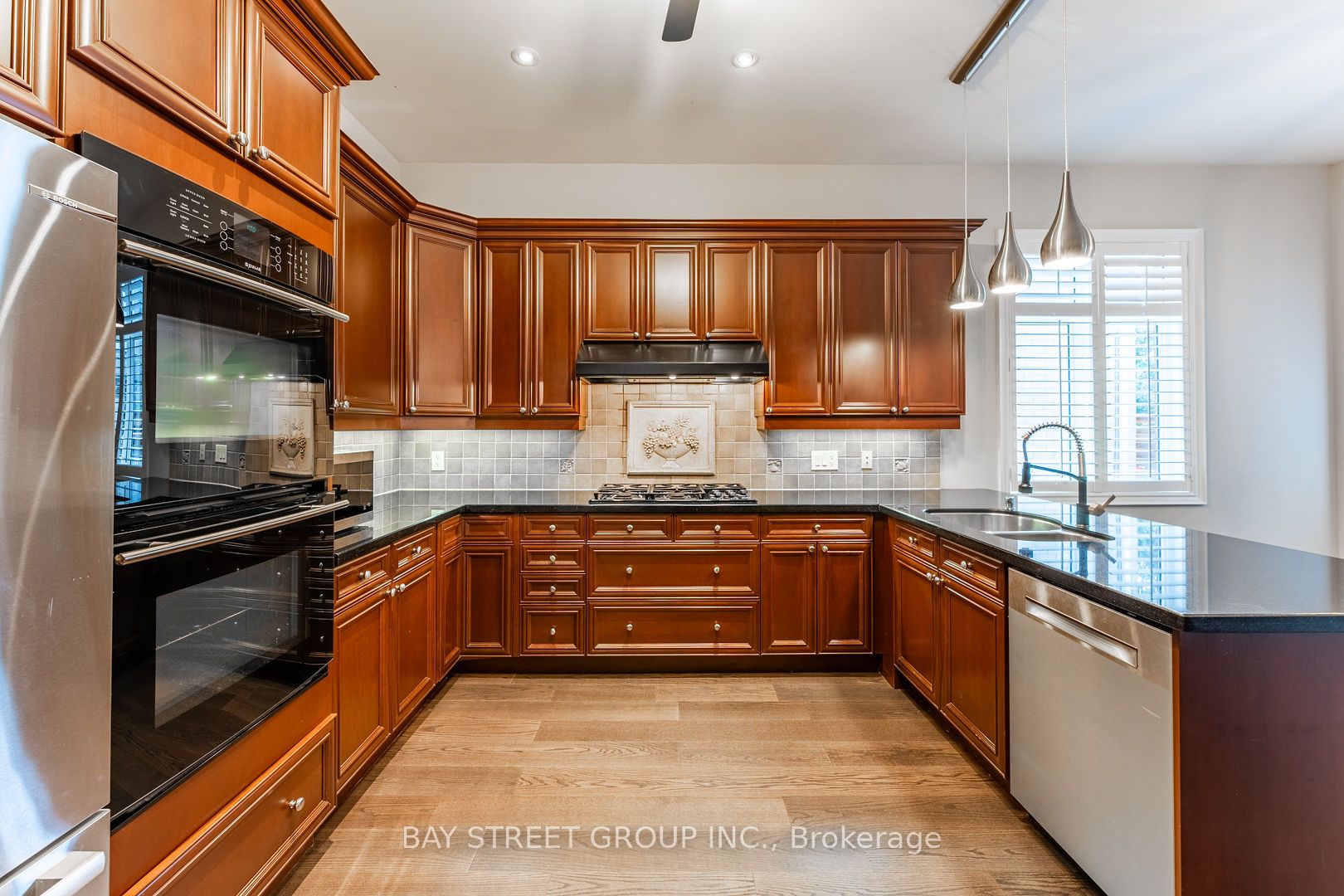 24 Sachet Dr Property Photo 37