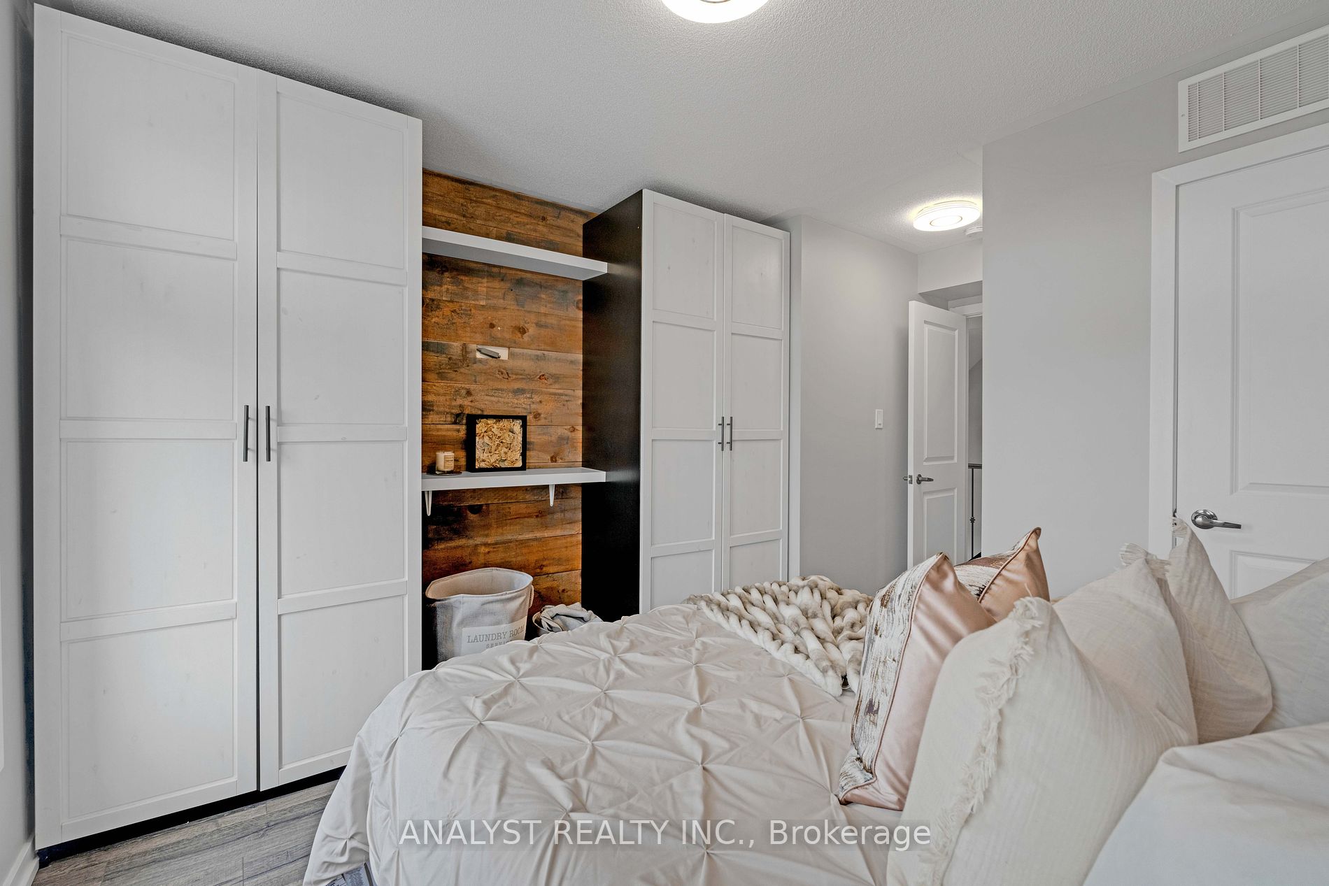 148 Glad Park Ave 26 Property Photo 5