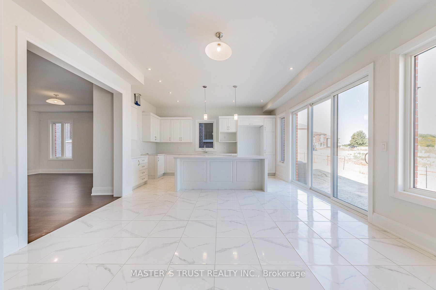 15 Backhouse Dr Property Photo 2