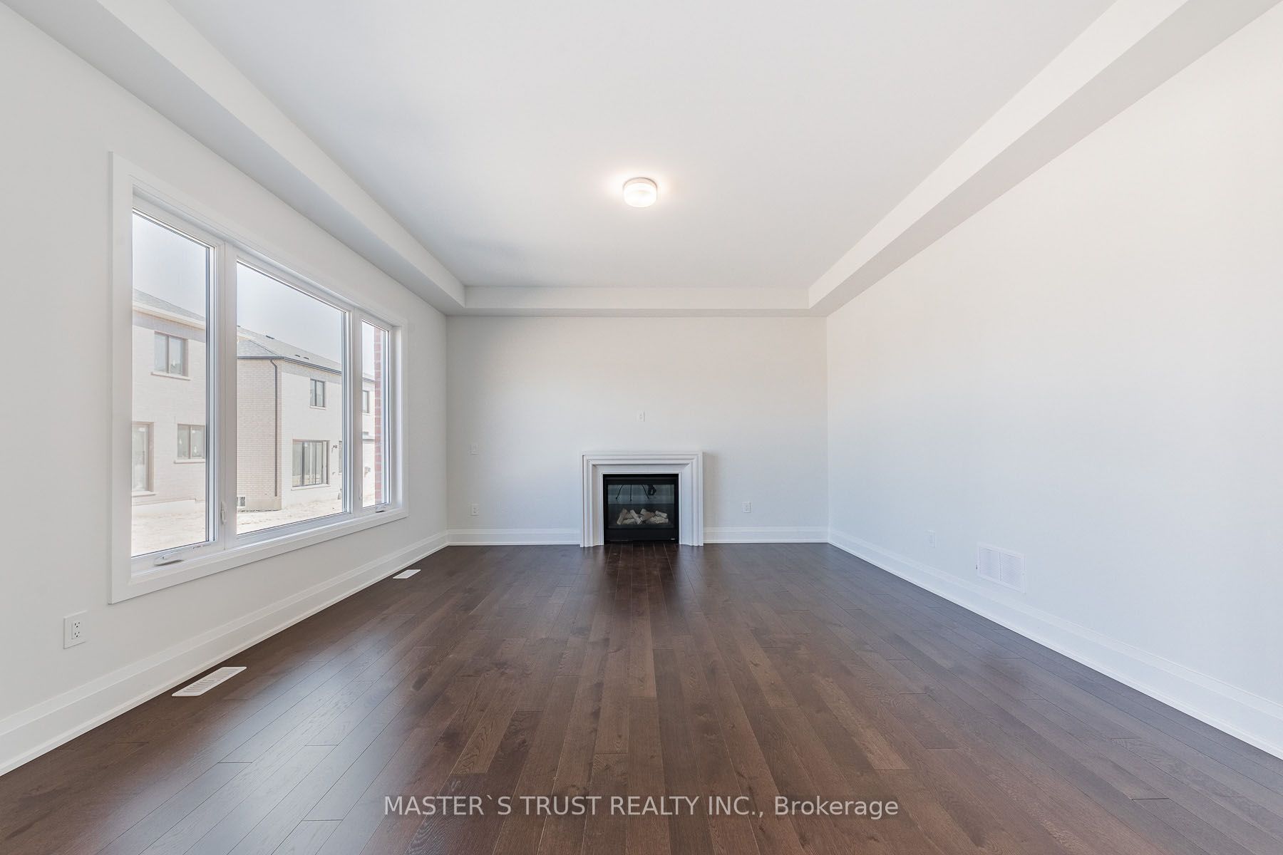 15 Backhouse Dr Property Photo 3
