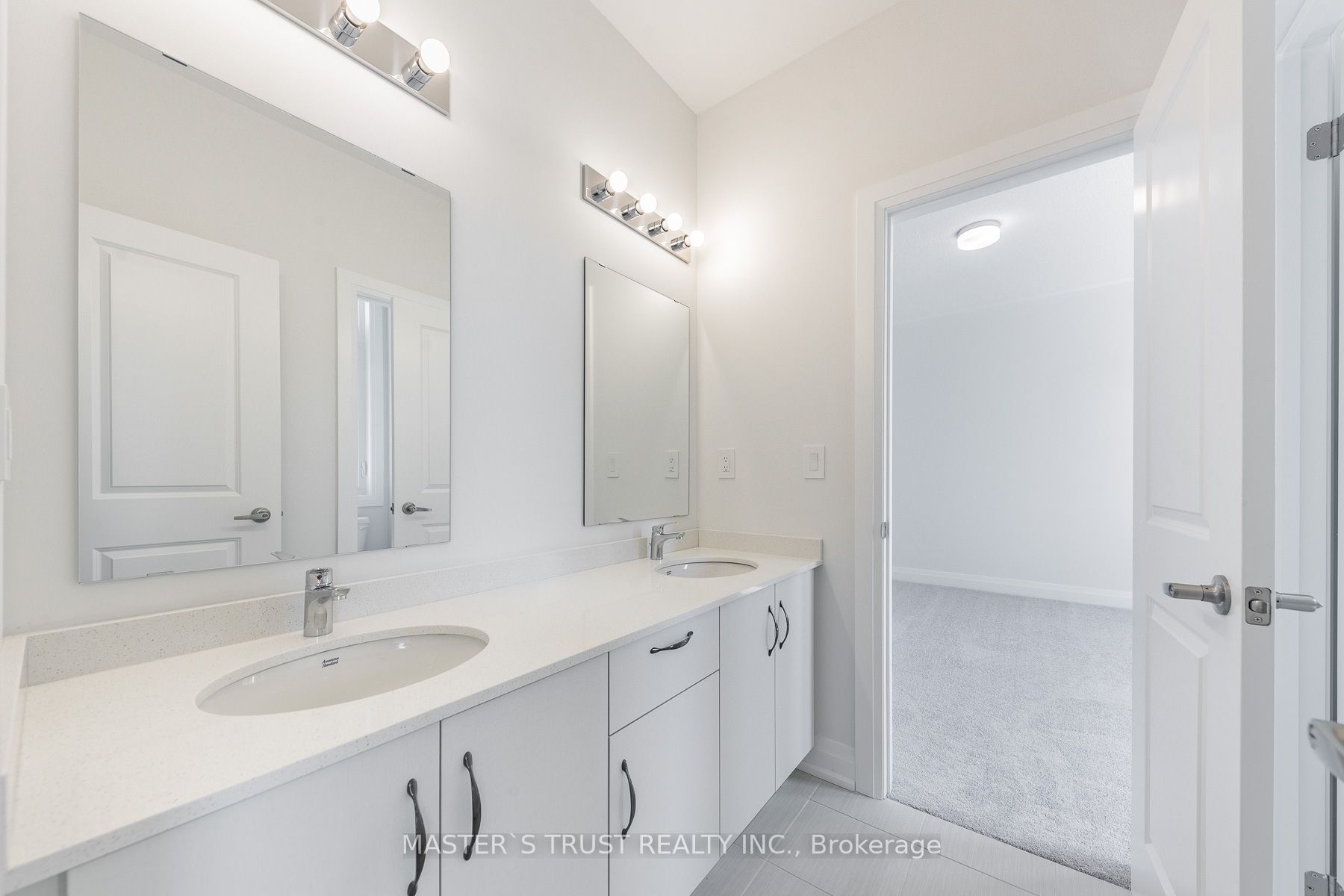 15 Backhouse Dr Property Photo 16