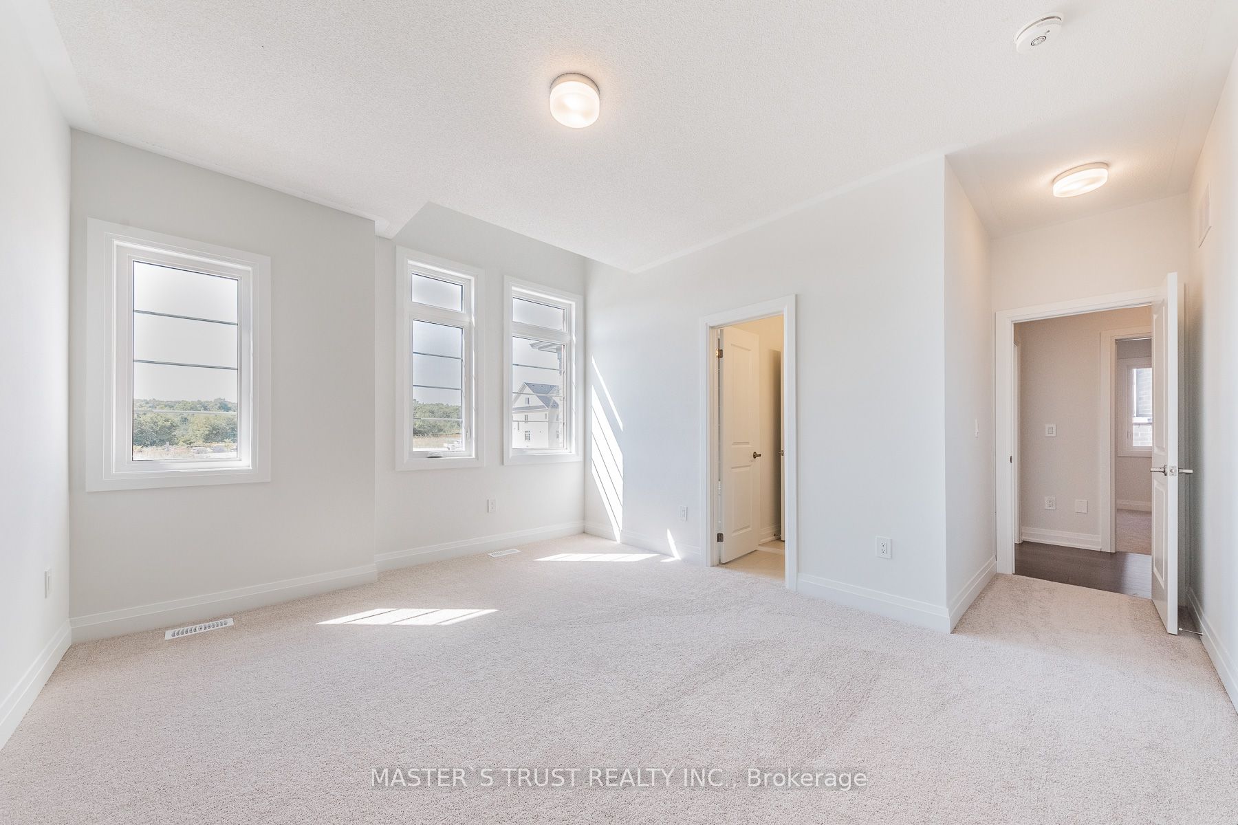 15 Backhouse Dr Property Photo 17