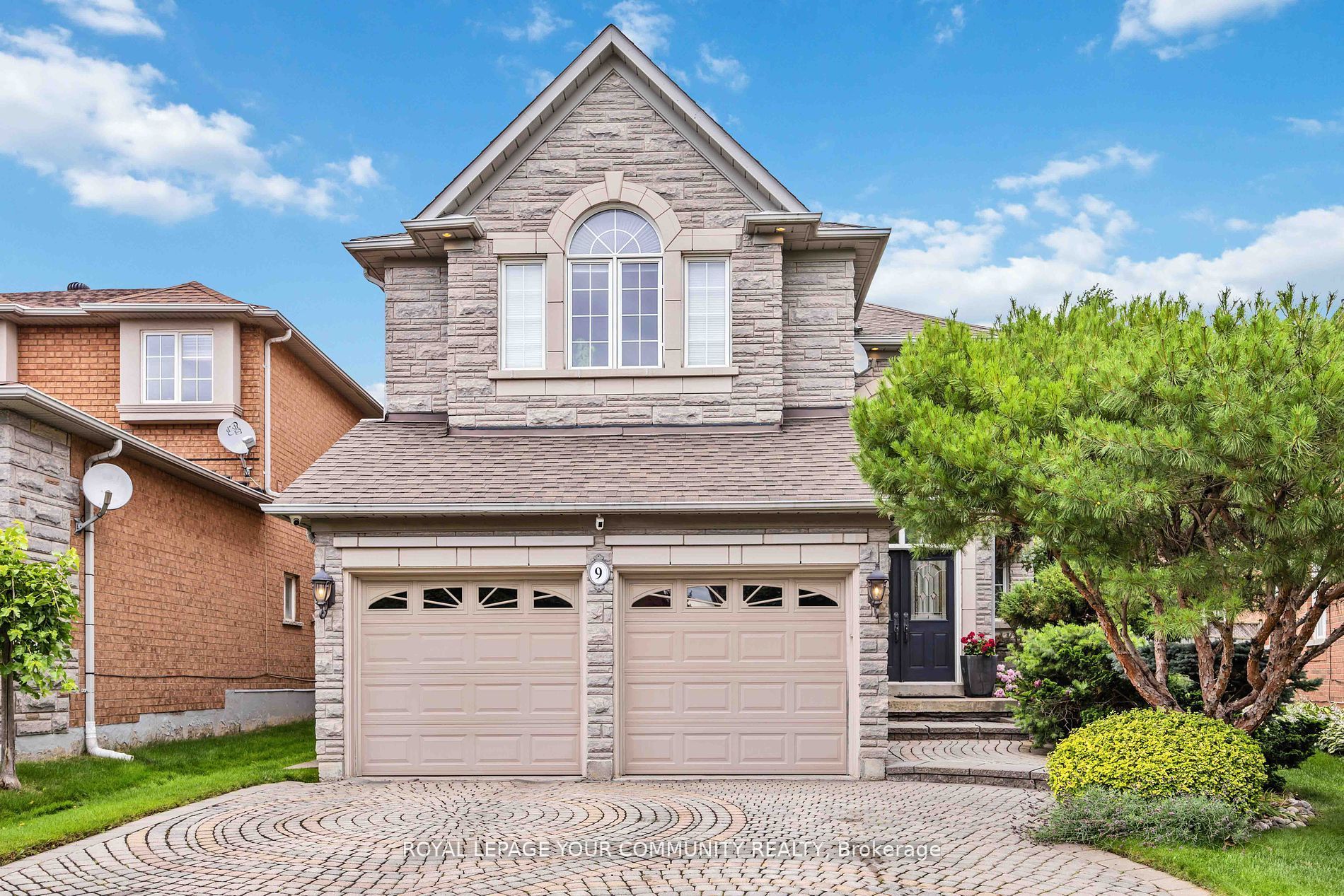9 Alpine Cres Property Photo