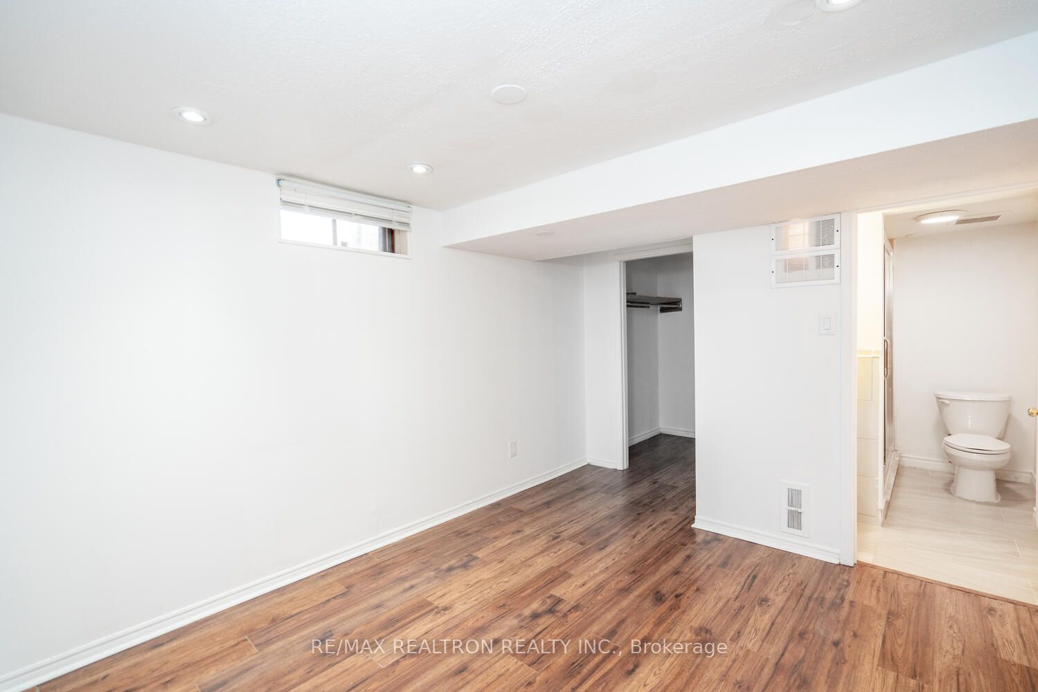 89 Batson Dr Property Photo 7