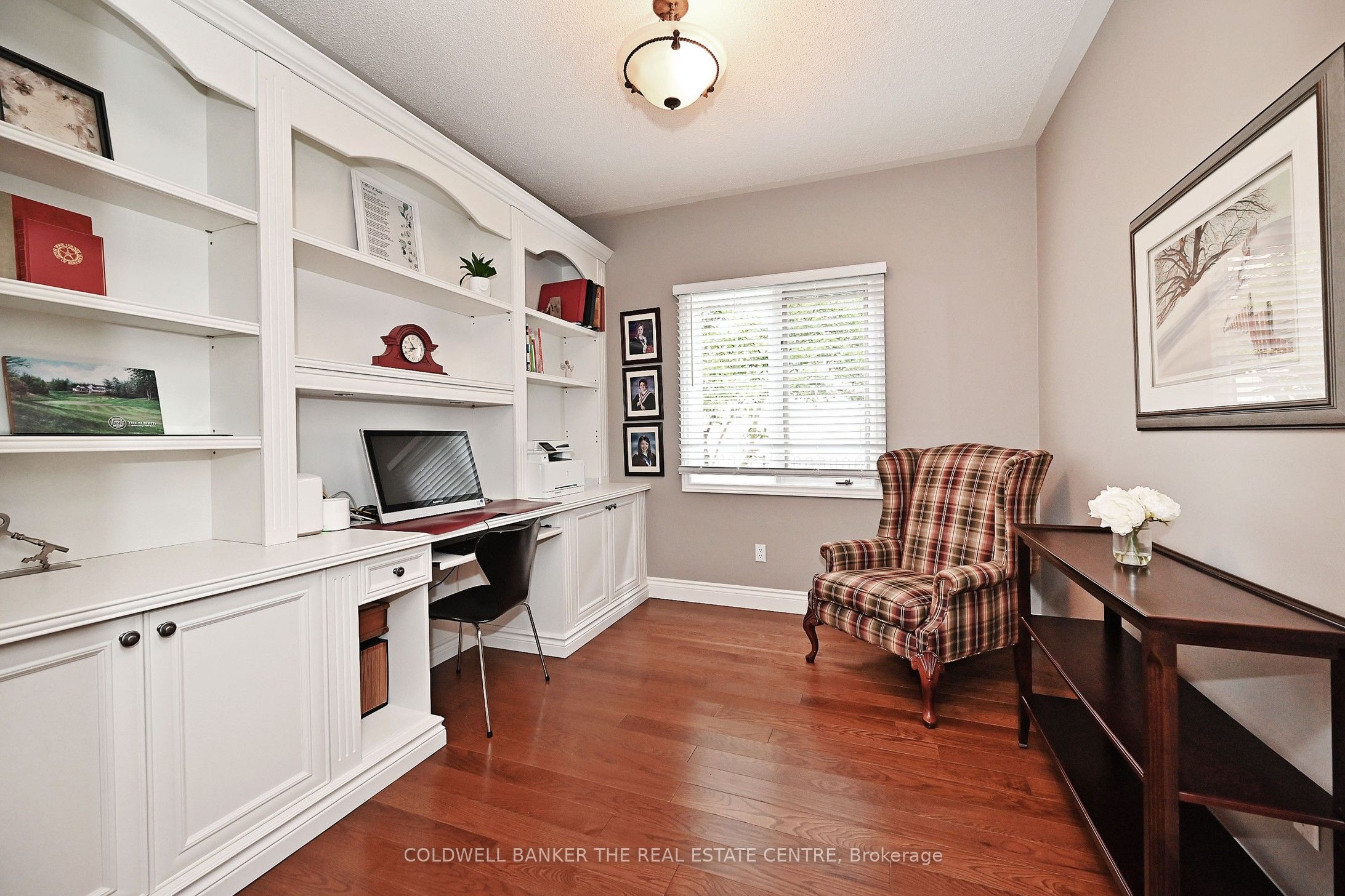 92 Carlyle Crescent Property Photo 14