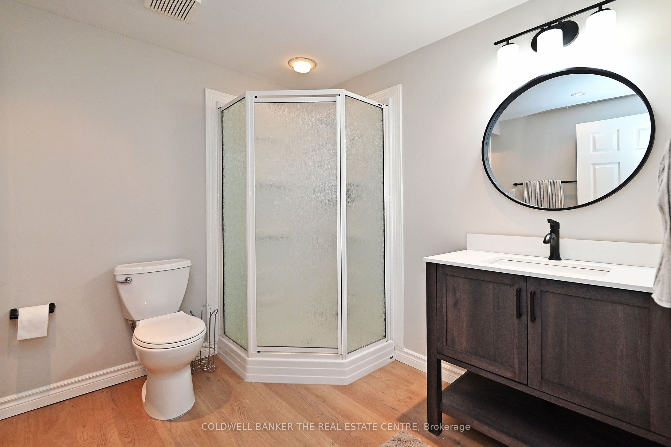 92 Carlyle Crescent Property Photo 27