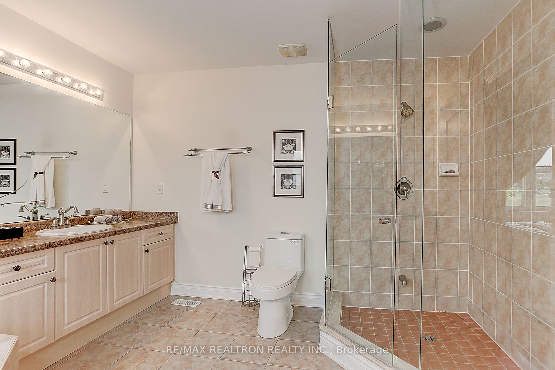 32 Dimarino Dr Property Photo 22