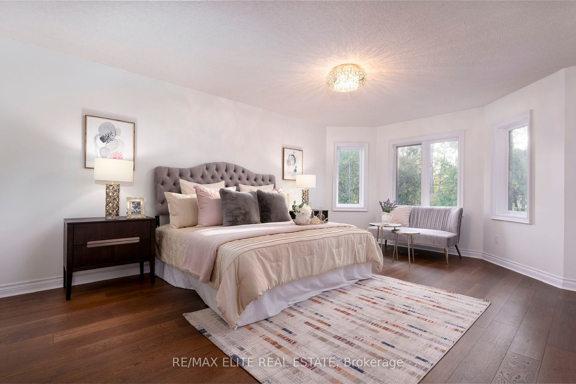 8 Tivoli Ave Property Photo 21