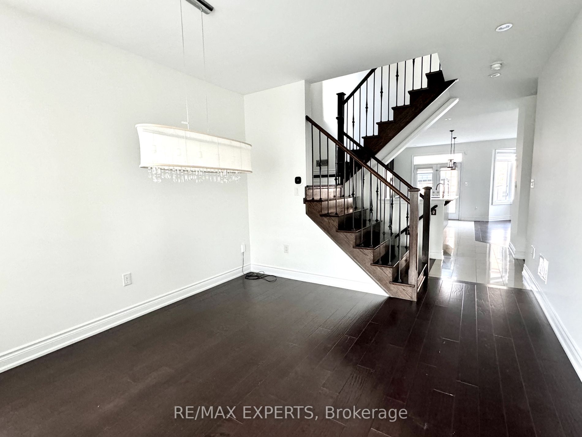 115 Killington Ave Property Photo 5