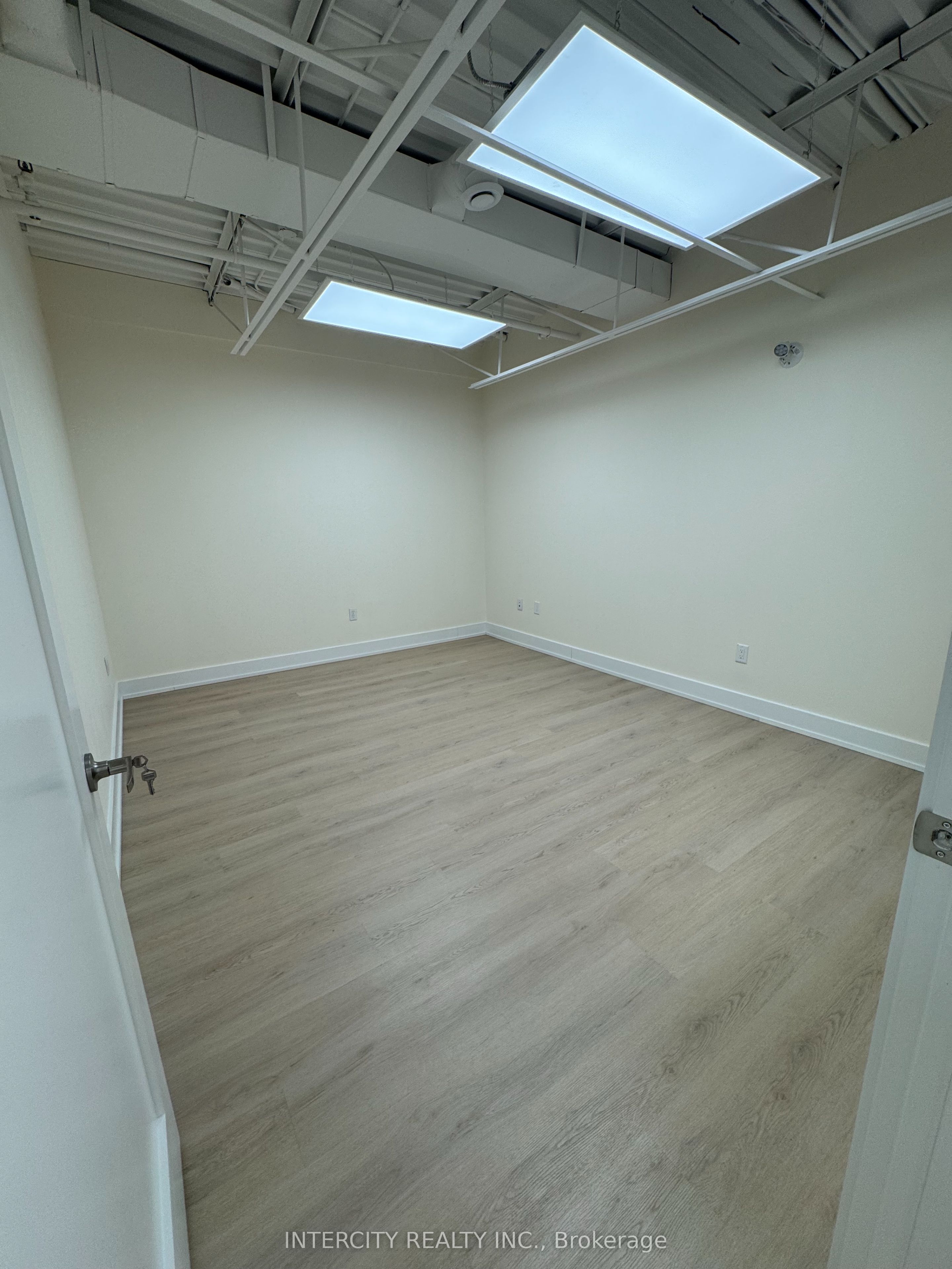 665 Millway Avenue 26b Property Photo 11