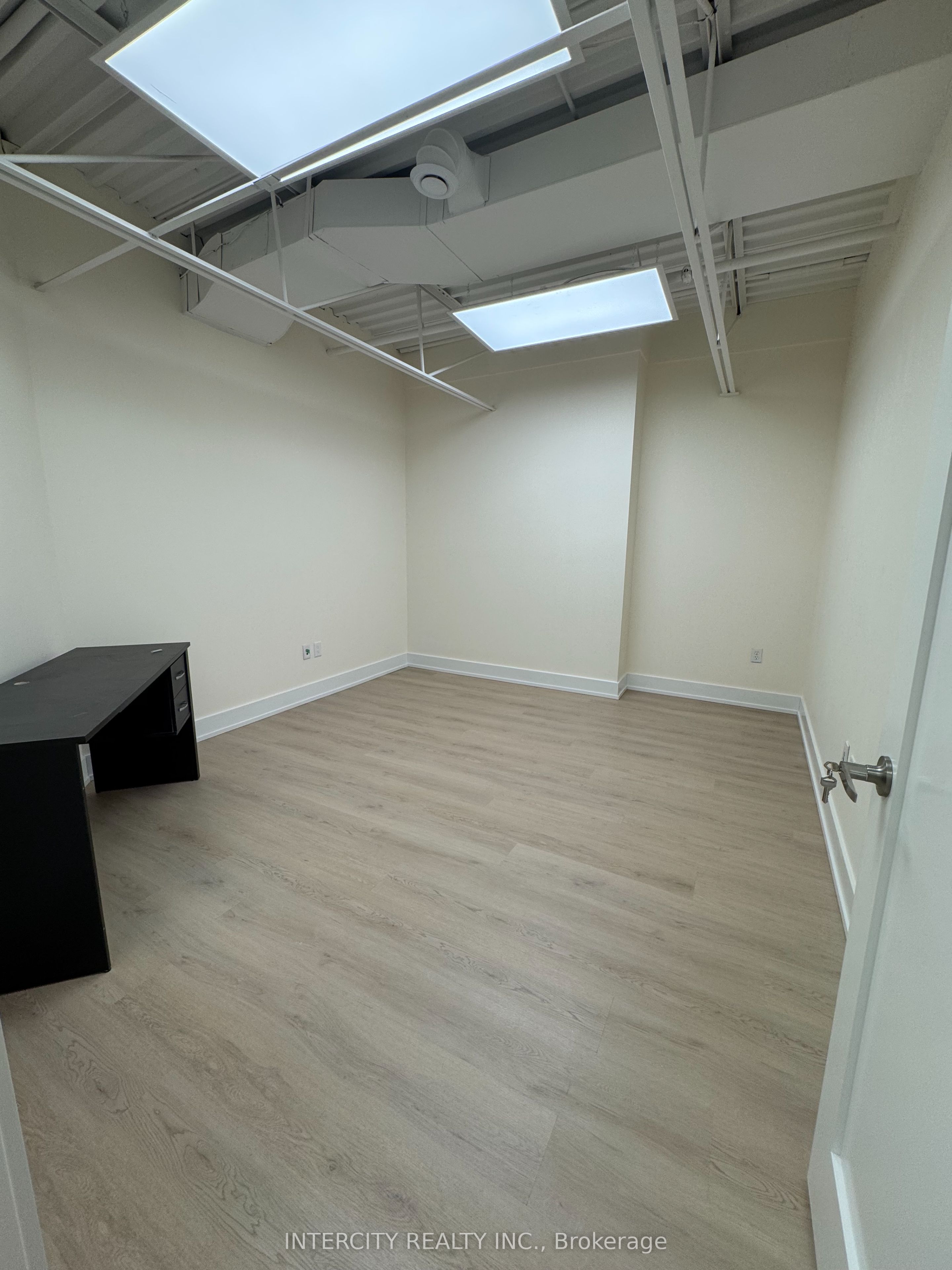 665 Millway Avenue 26b Property Photo 12