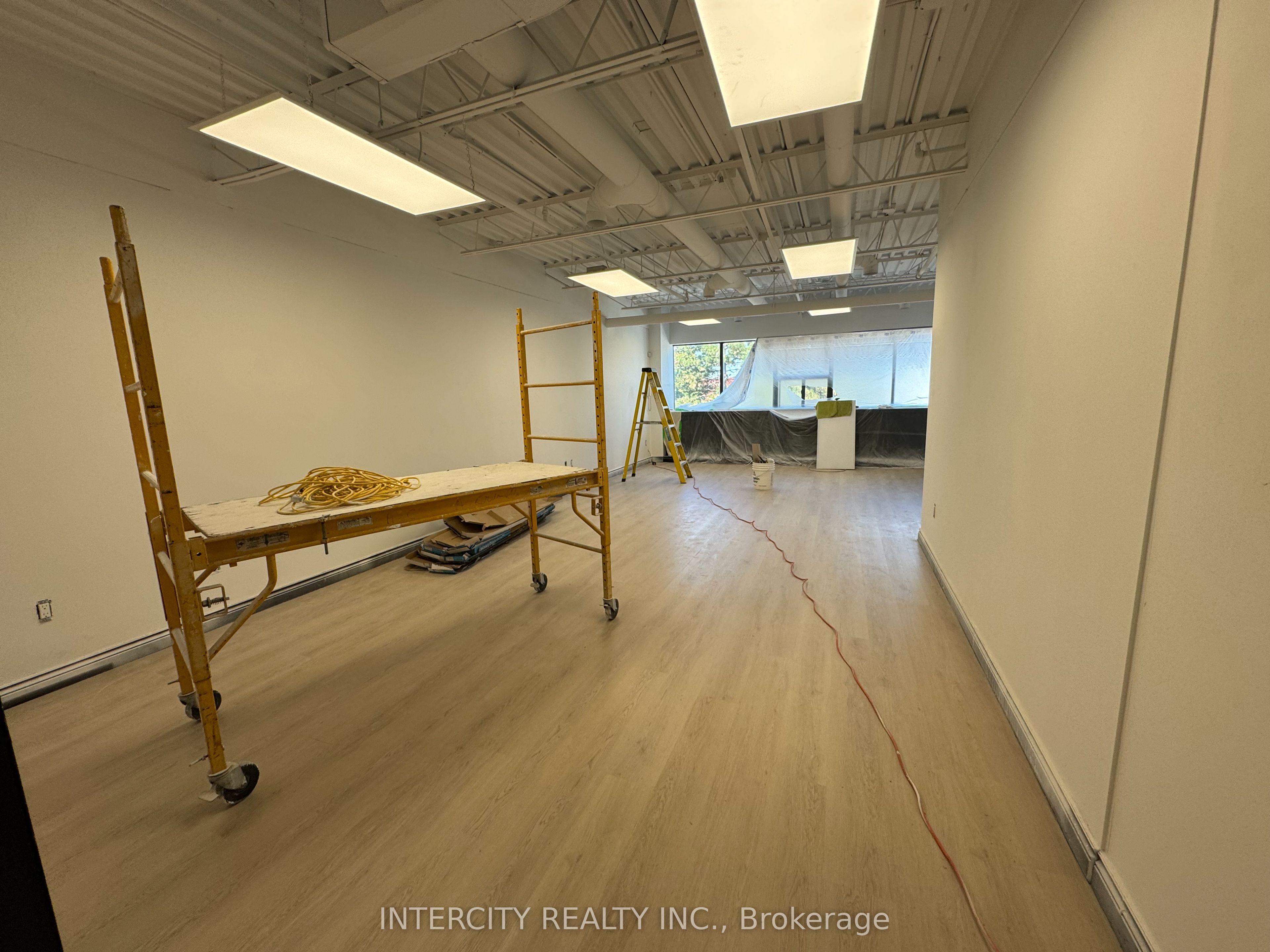 #26b-a - 665 Millway Avenue Property Photo 5