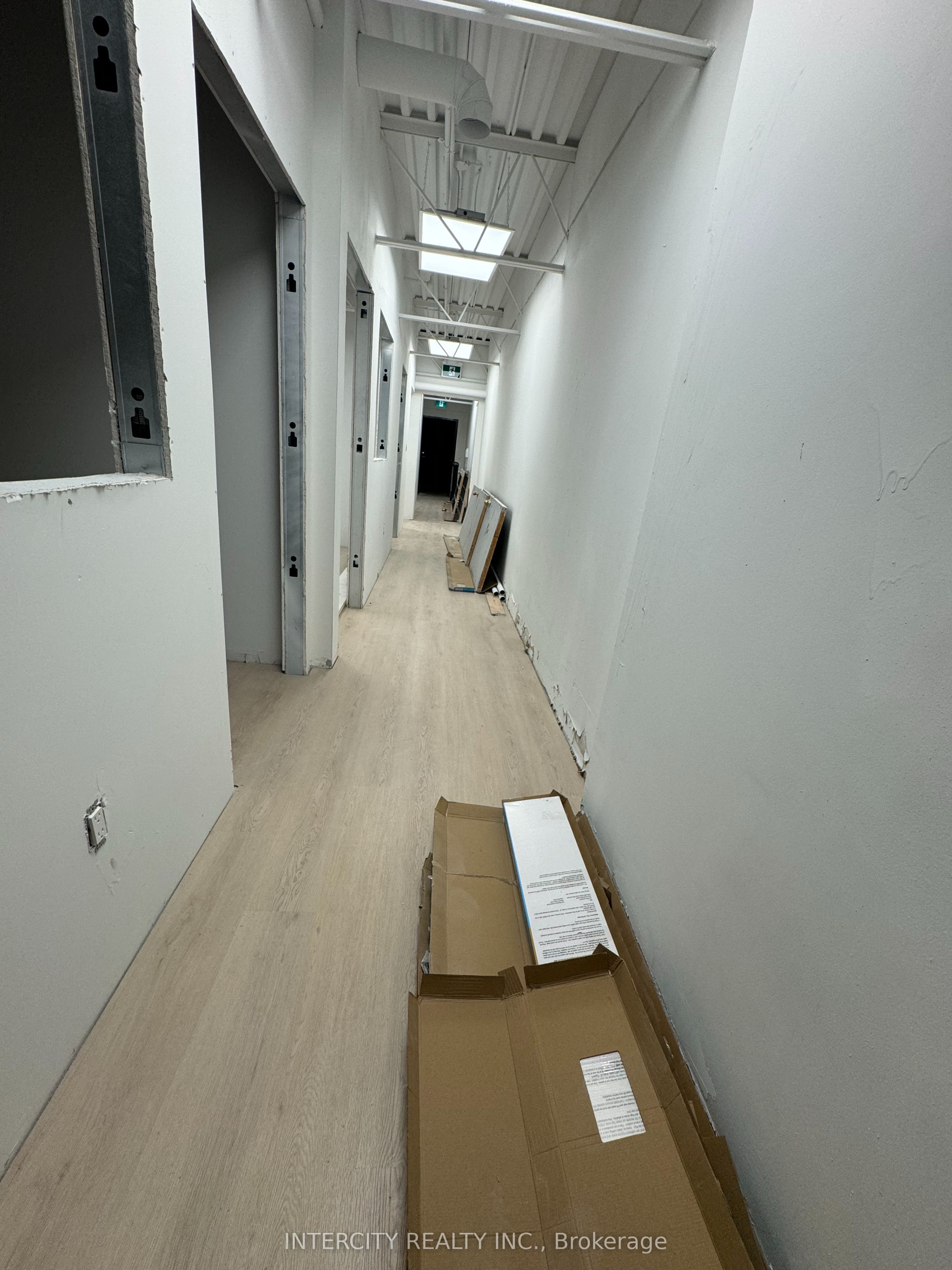 #26b-a - 665 Millway Avenue Property Photo 11