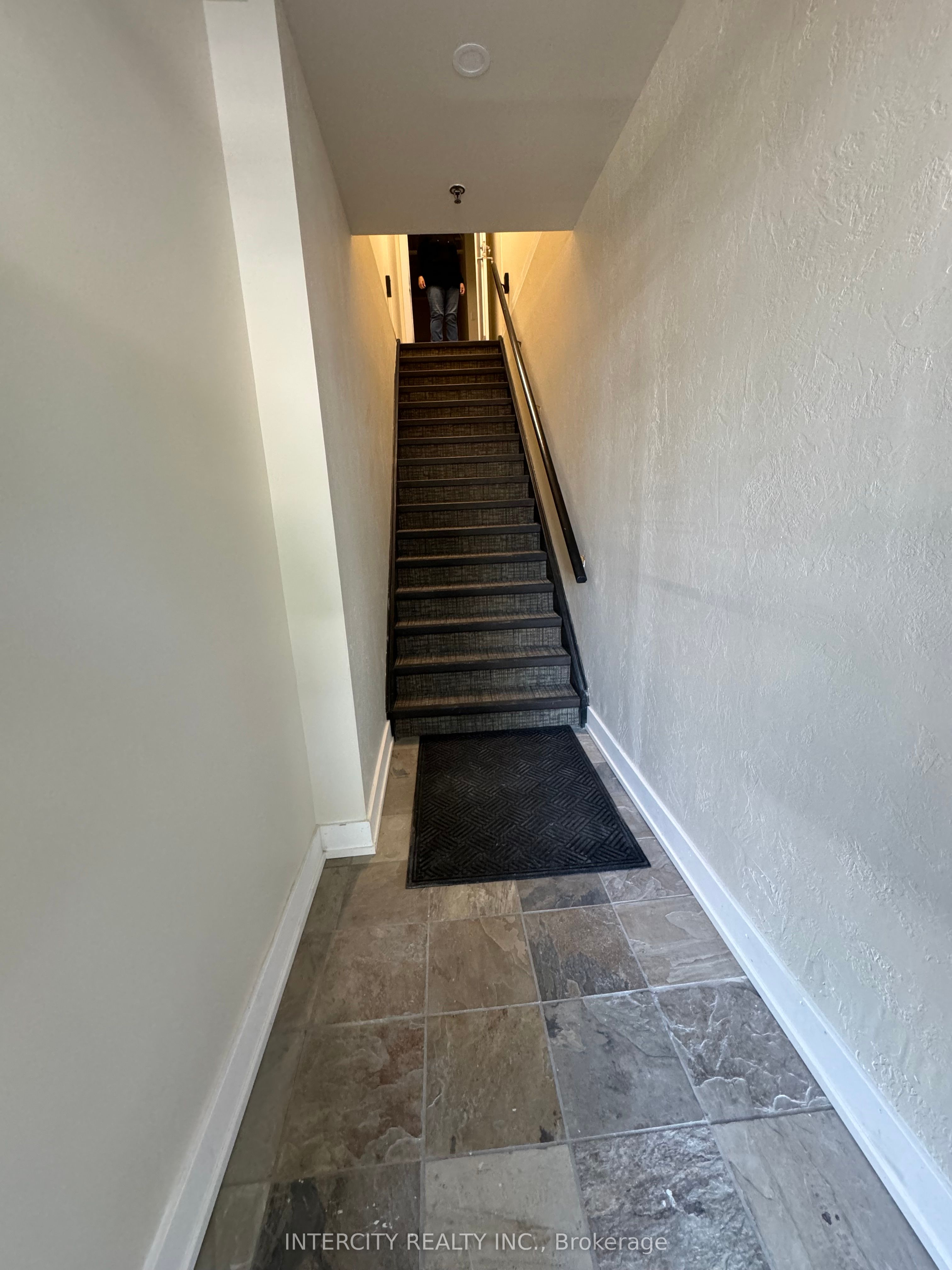 #26b - B - 665 Millway Avenue Property Photo 8