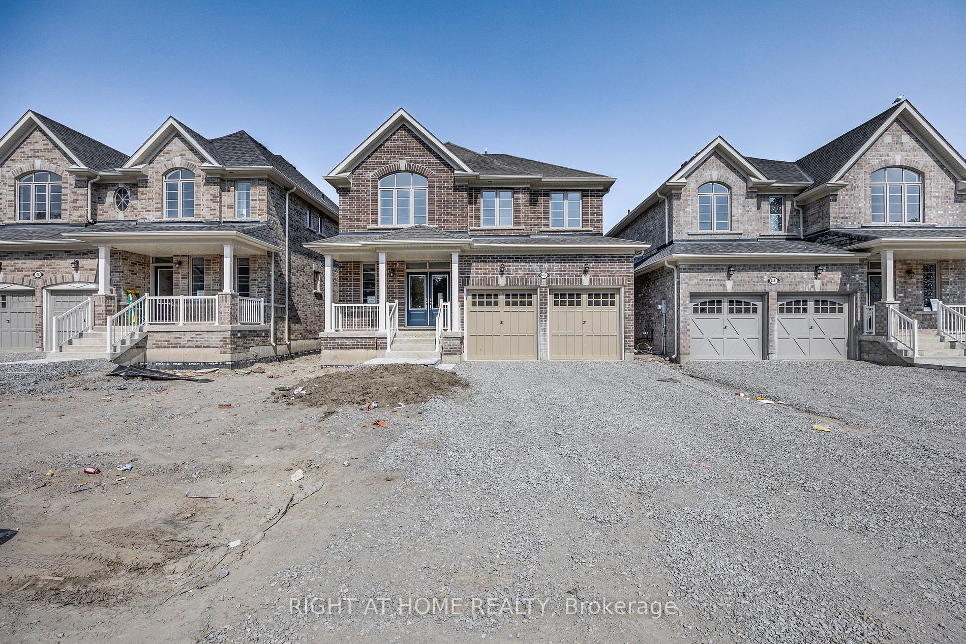 1457 Davis Loop Property Photo