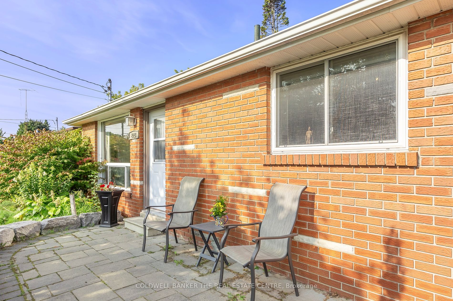 228 Simcoe Rd Property Photo 12