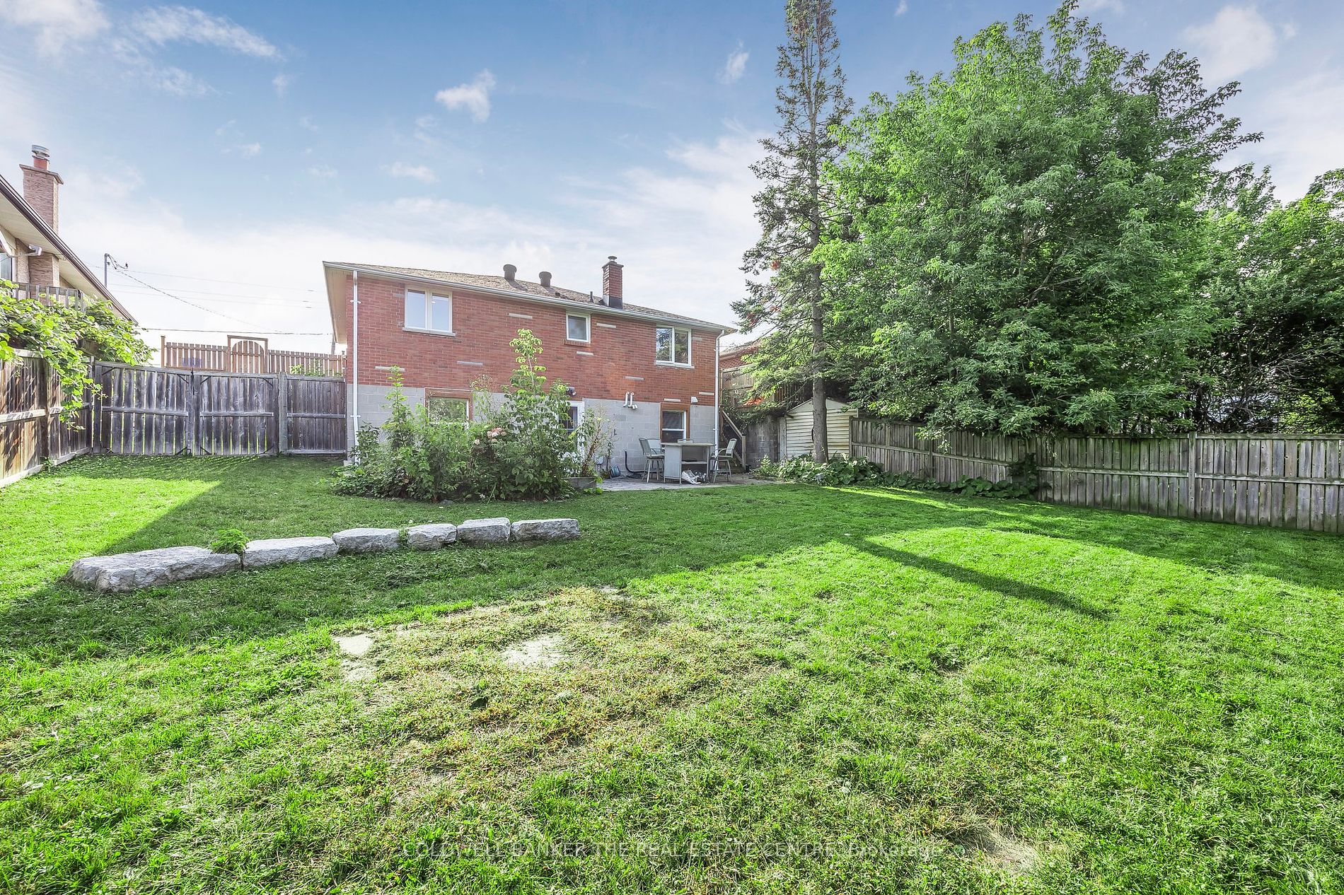 228 Simcoe Rd Property Photo 14