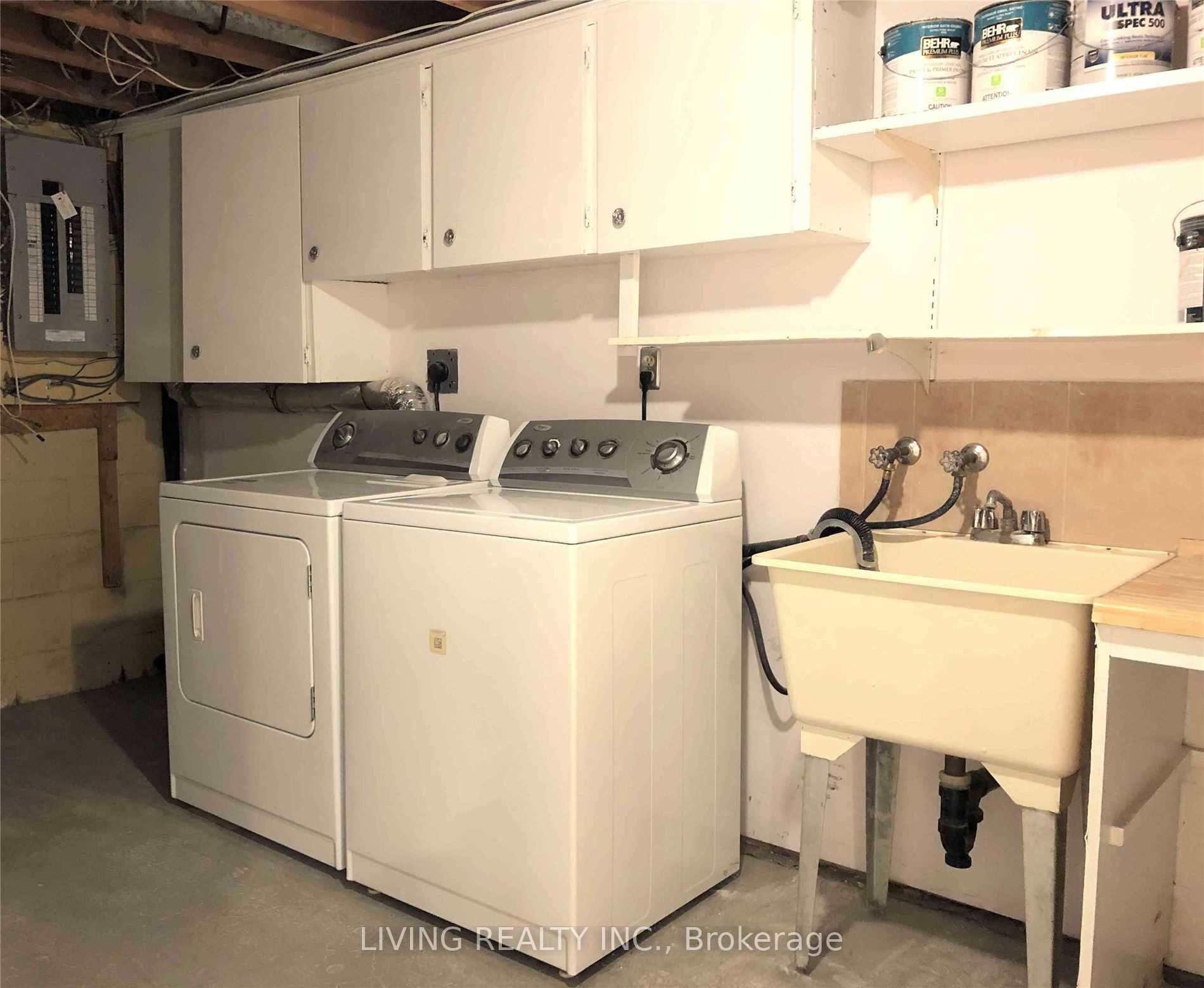 422 Marybay Cres Property Photo 9