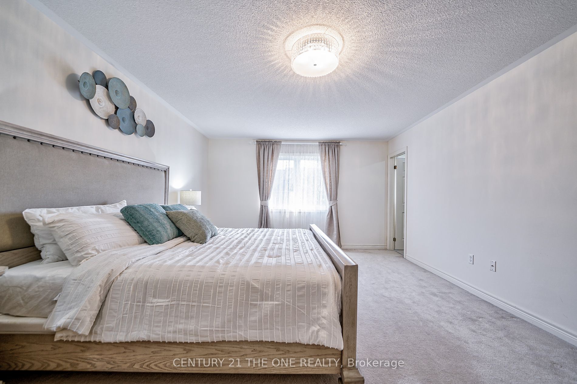 47 Hawkes Dr Property Photo 6