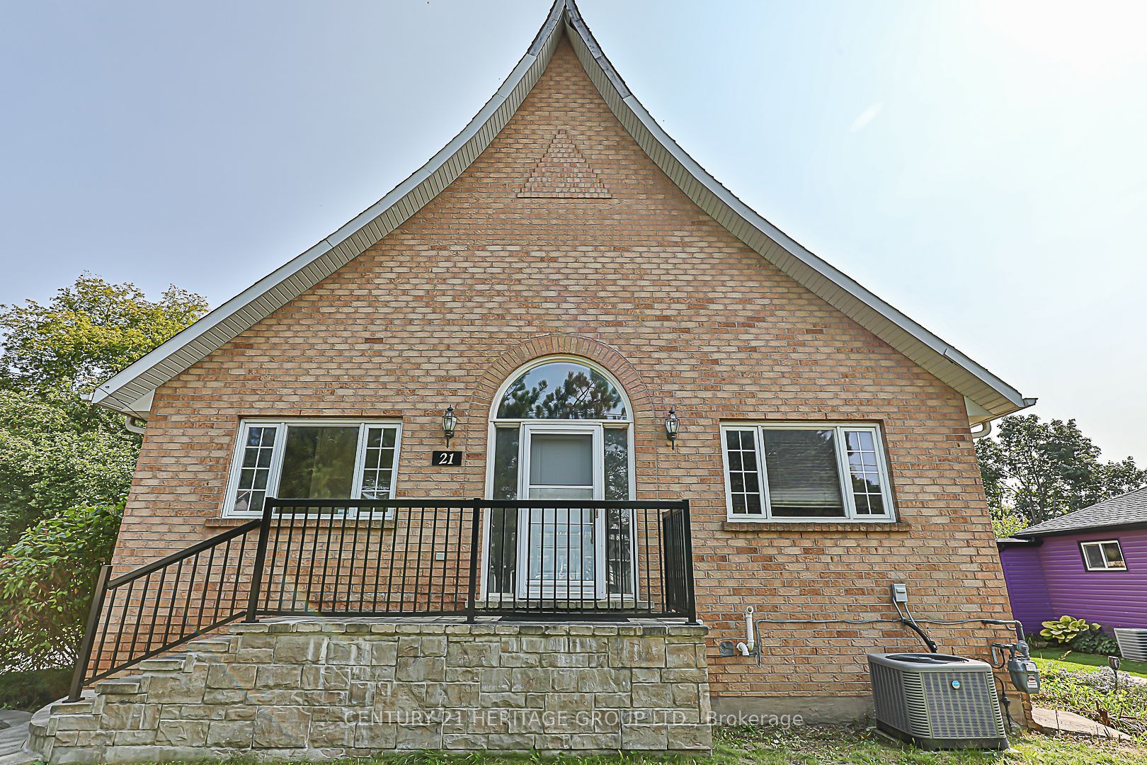 21 Windsor Dr N Property Photo 39