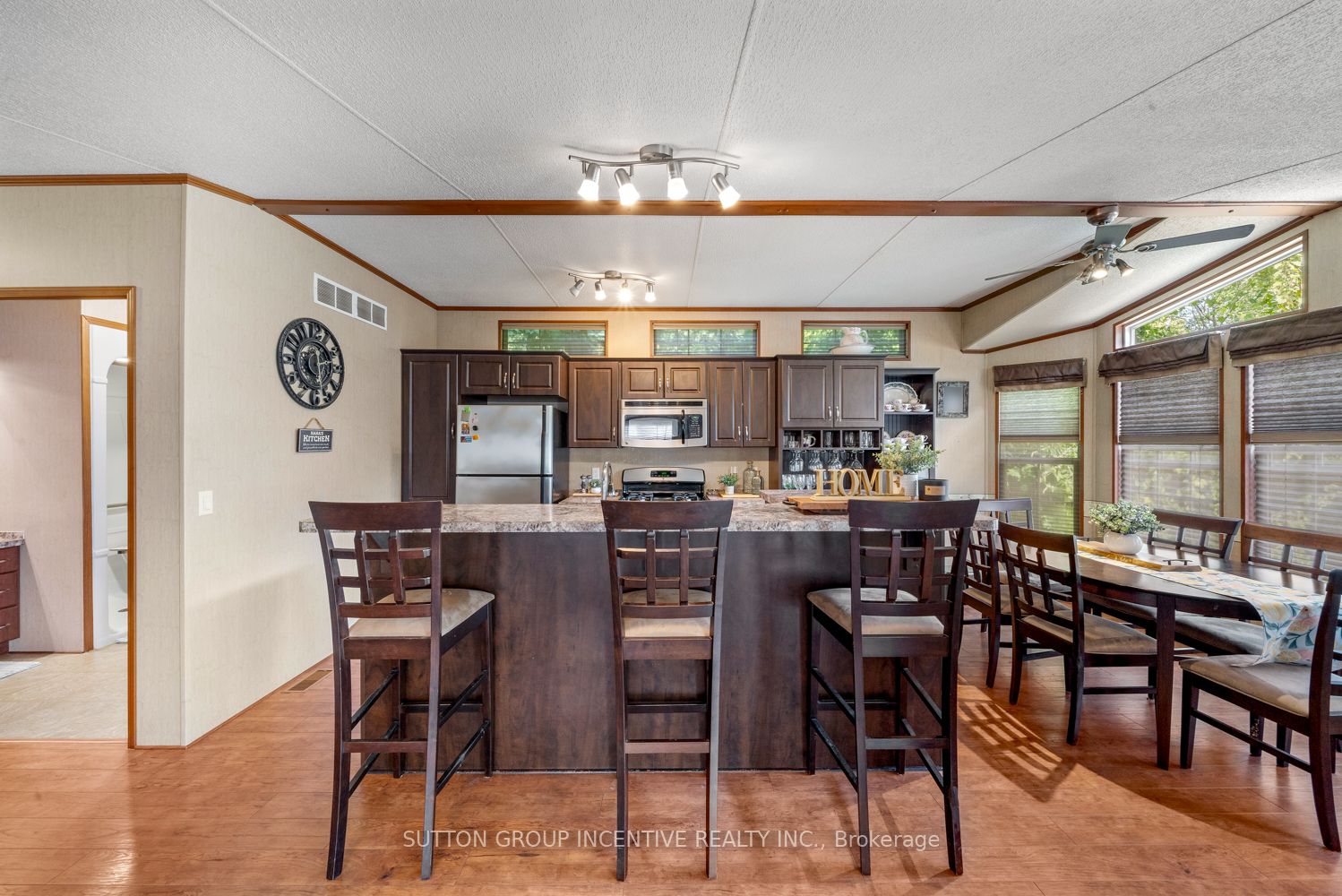 6047 Highway 89 Property Photo 2